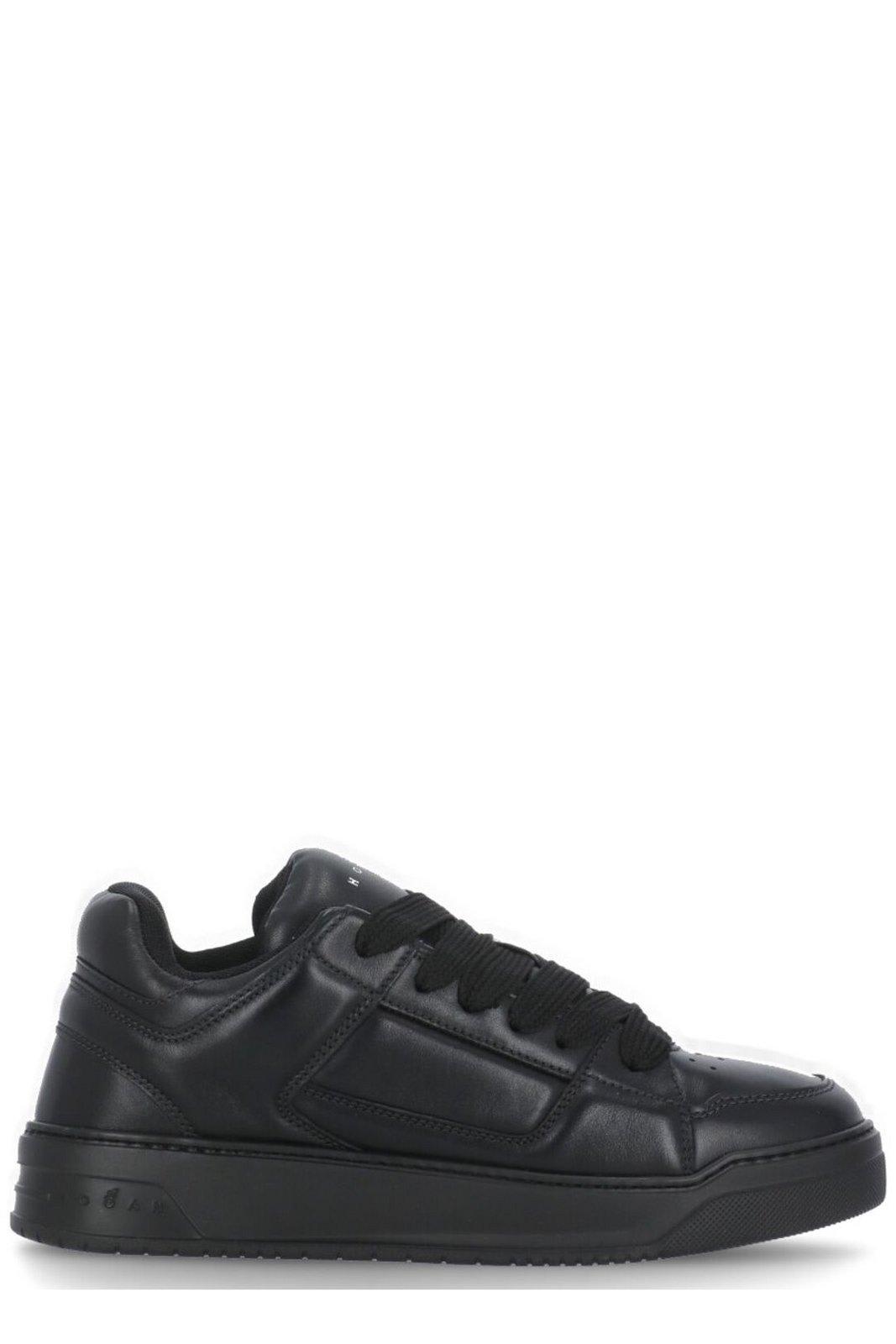 Shop Hogan 6670 Lace-up Sneakers In Black