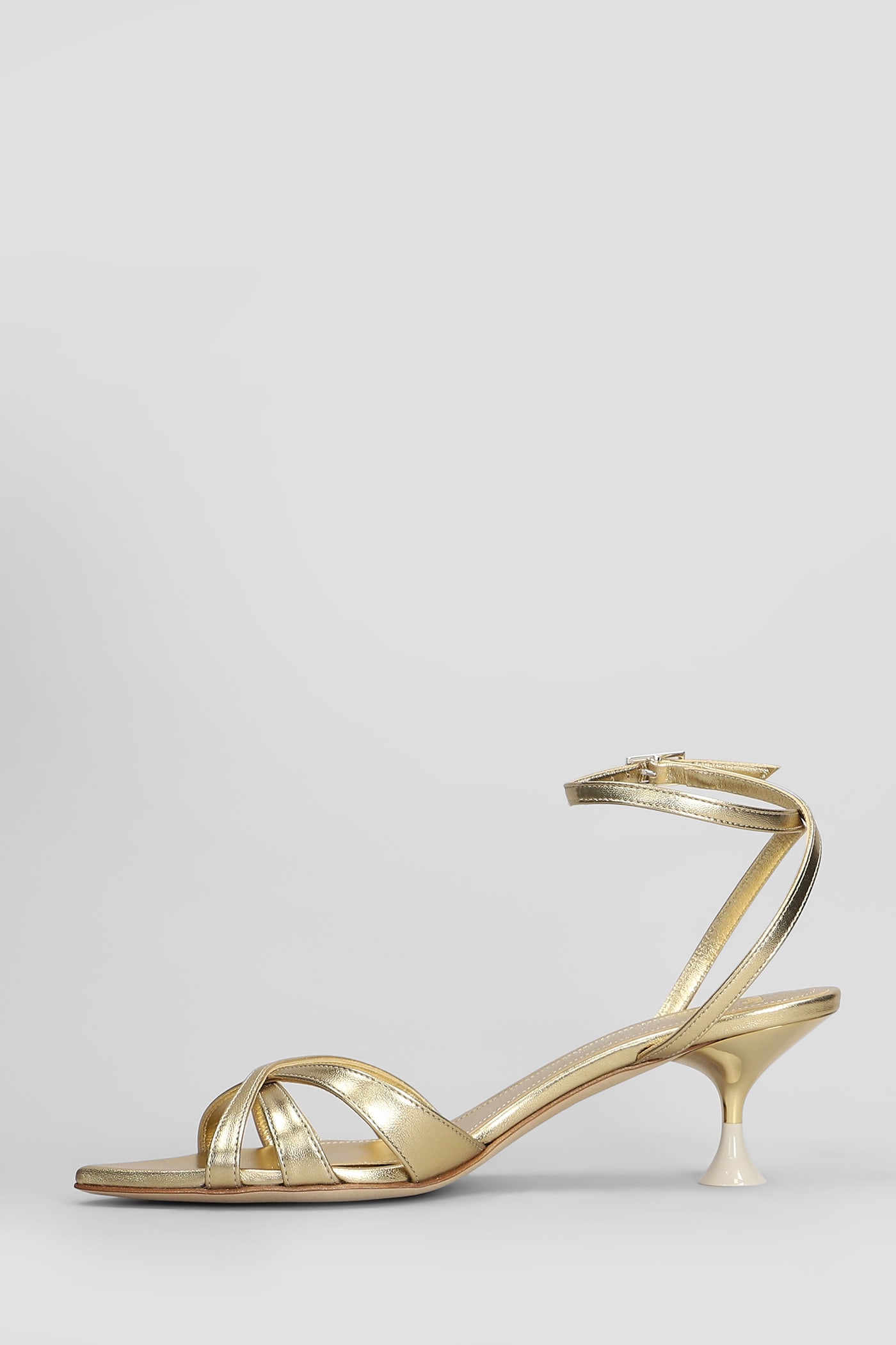 3juin Kyara 055 Sandals In Gold Leather In Gold