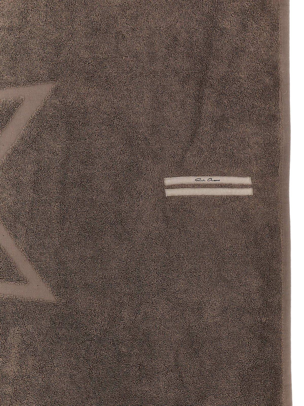 Shop Rick Owens Pentagram Logo Detailed Beach Towel In Dust