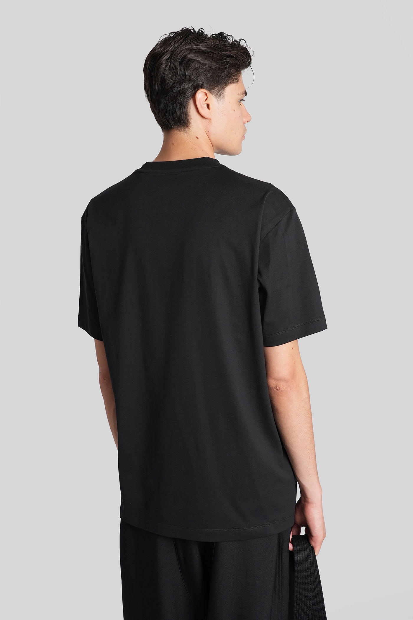 Y-3 Logo-detail Cotton T-shirt In Black