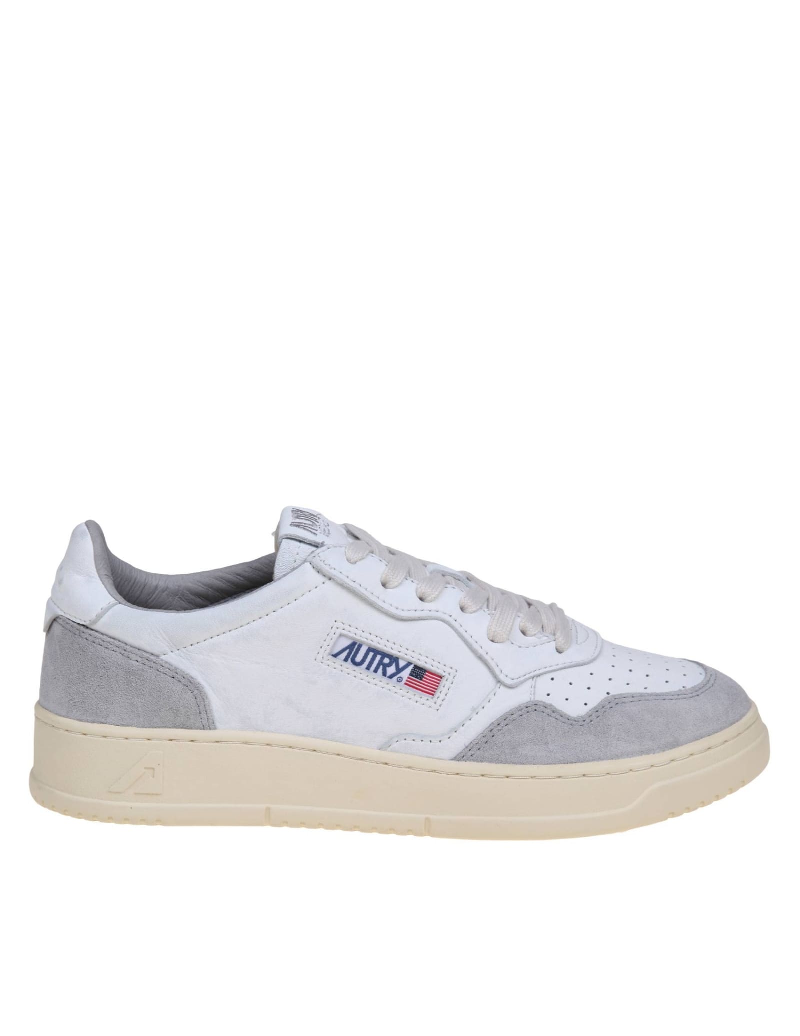 Shop Autry Sneakers In White And Gray Leather And Suede In Bianco