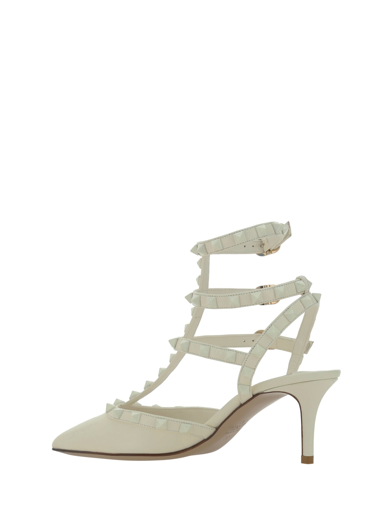 Shop Valentino Garavani Rockstud Pumps In Ivory