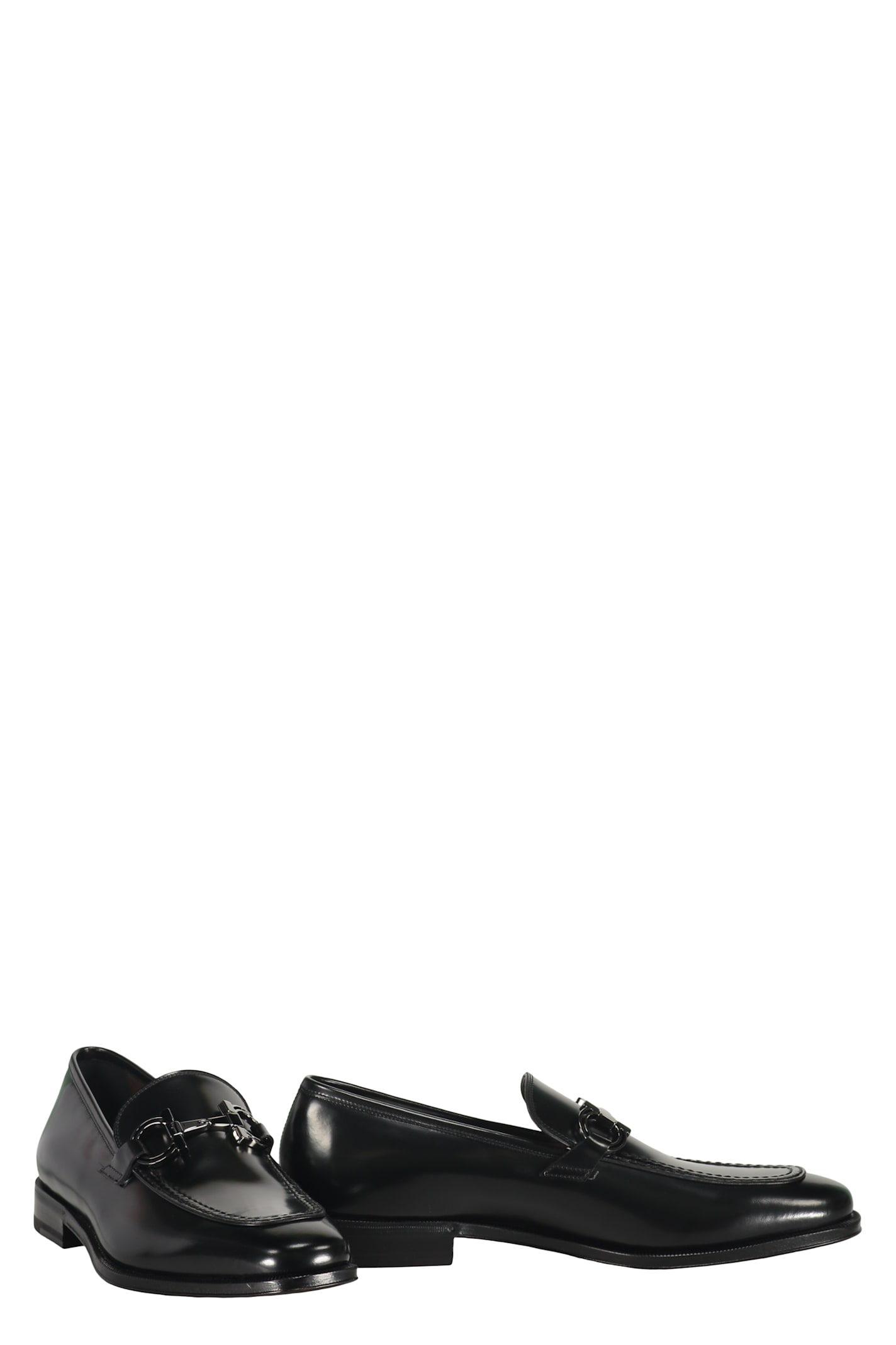 Ferragamo Leather Loafers In Black