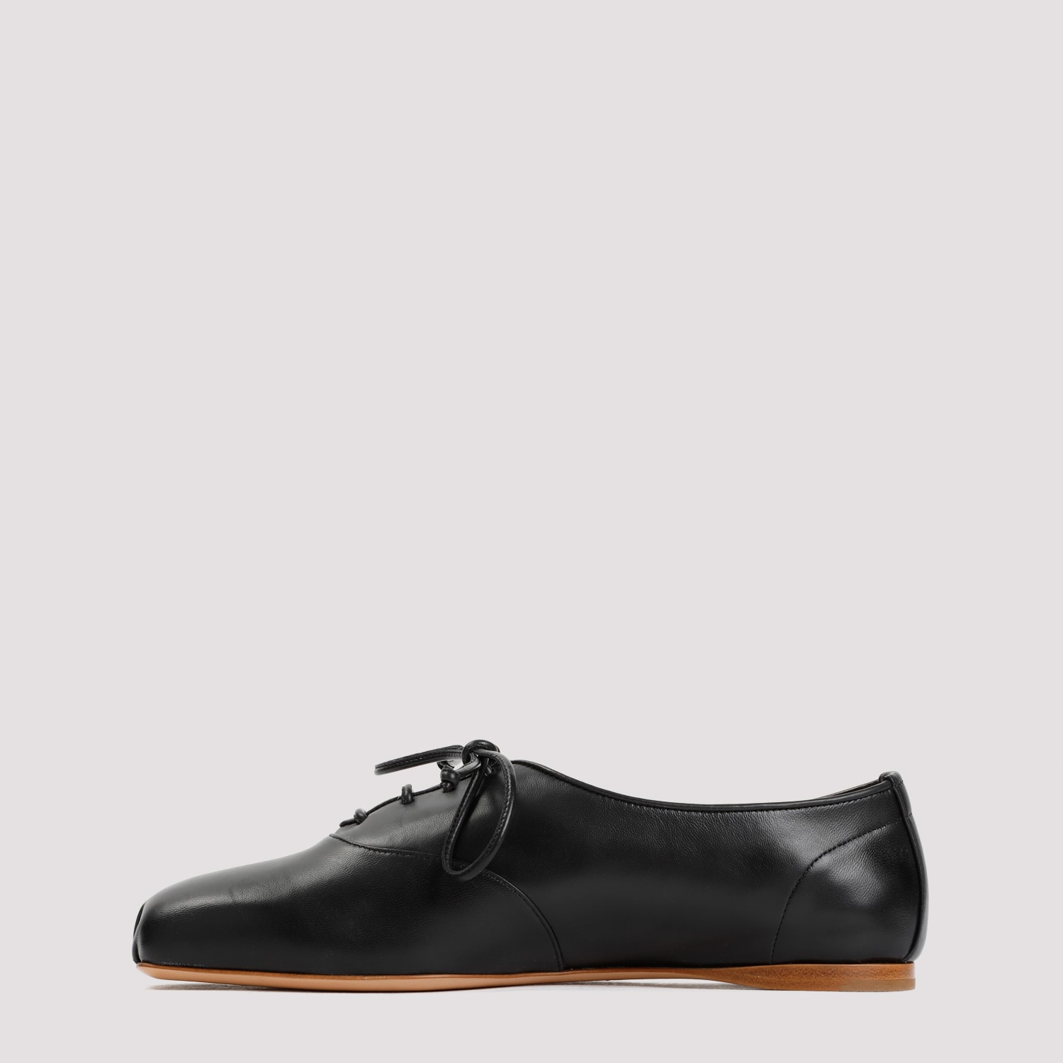 Shop Gabriela Hearst Maya Flat In Blk Black