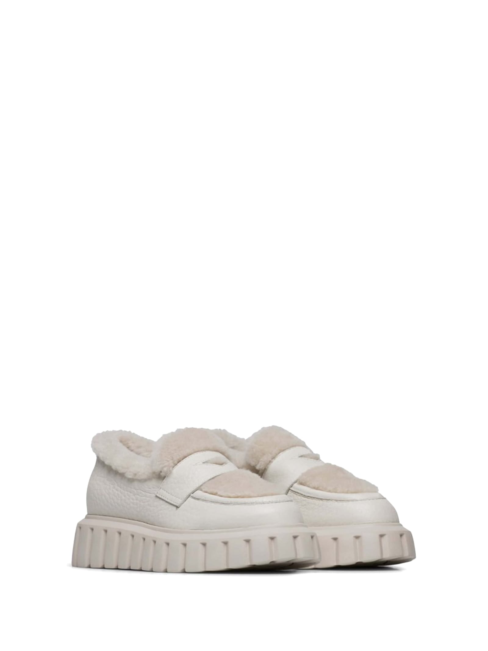 Shop Voile Blanche Leather And Teddy Moccasin In Panna