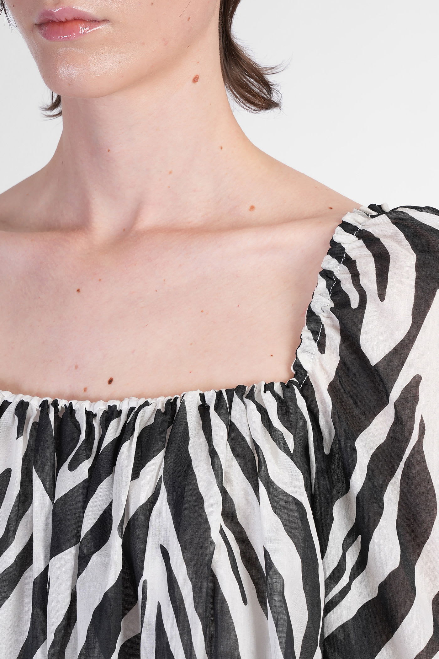 The Andamane Whitney Mini In White Cotton In White