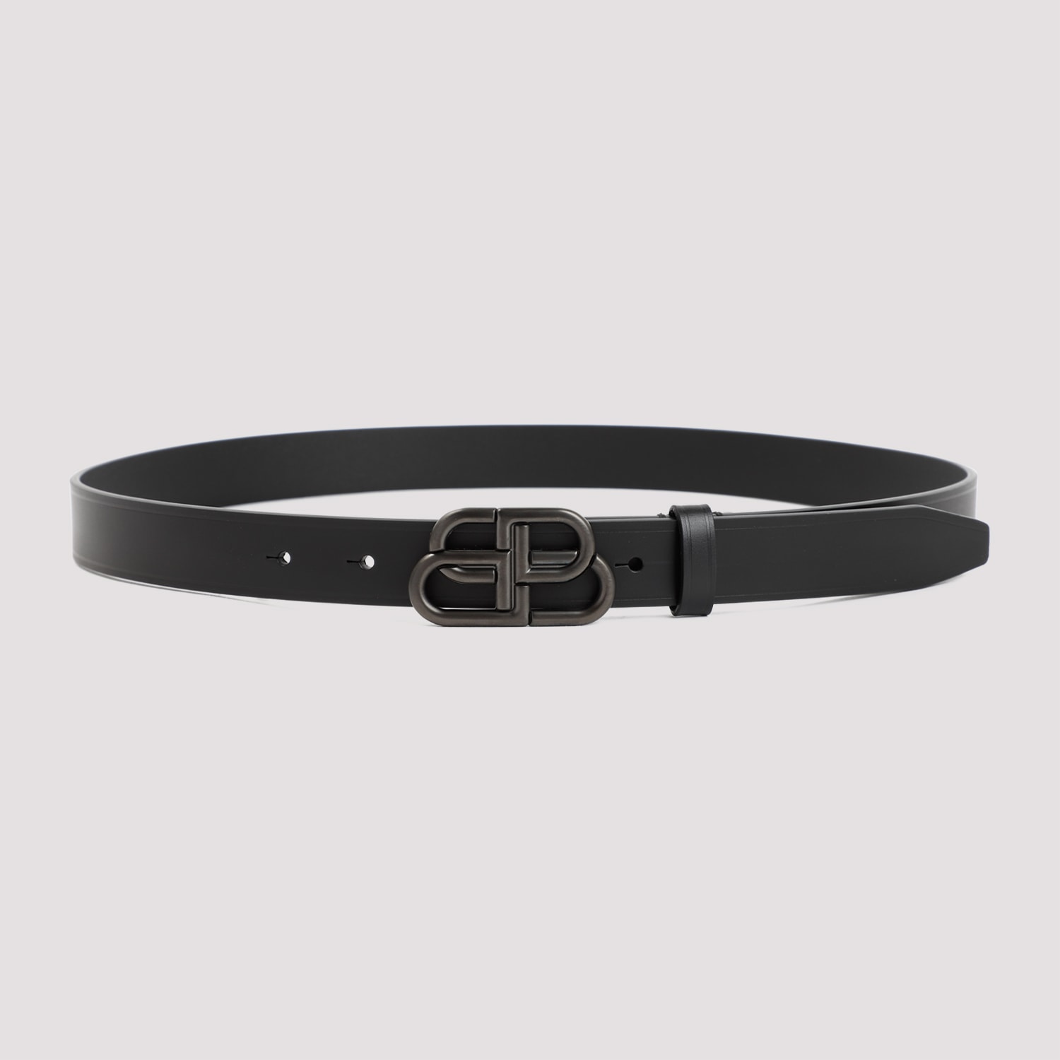 Shop Balenciaga Leather Bb Belt In Black