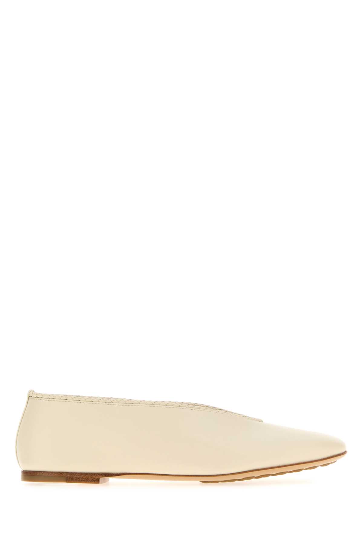 Bottega Veneta Almond Toe Flat Sole Ballerina Shoes In Neutral