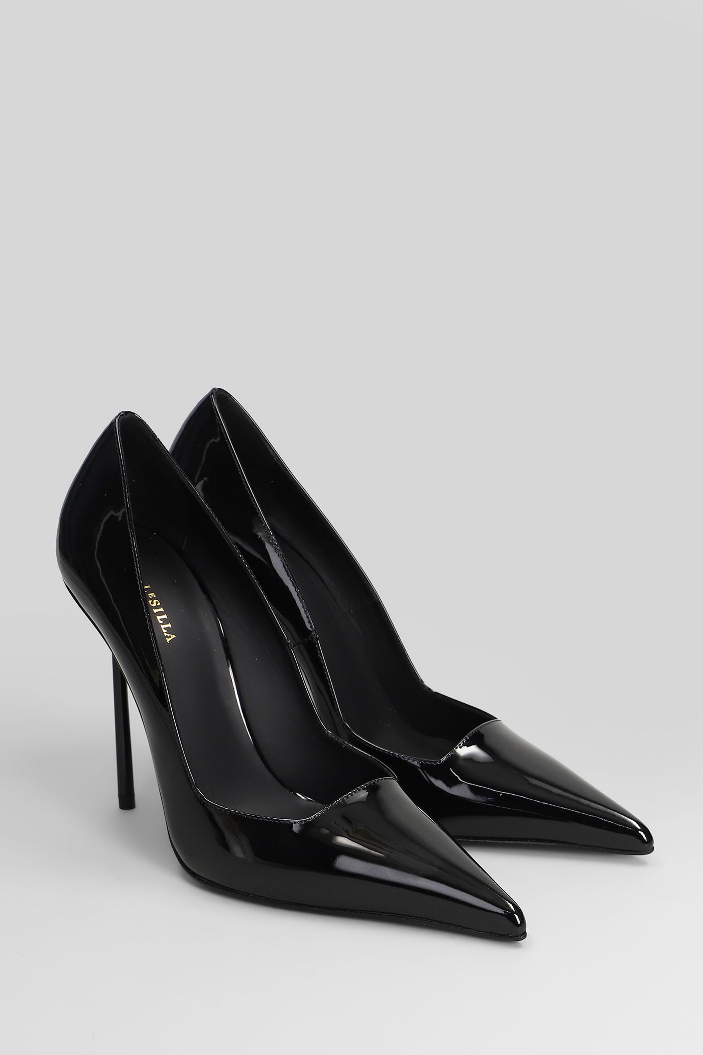 Le Silla Amelia Pumps In Black Patent Leather In Black