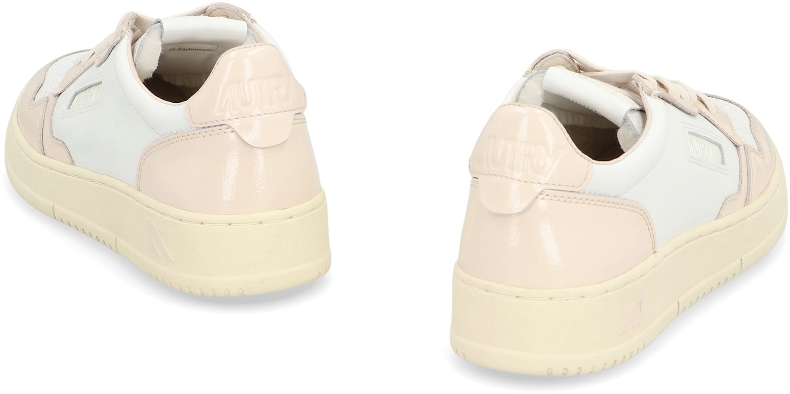 Autry Medalist Low Low-top Leather Sneakers In White