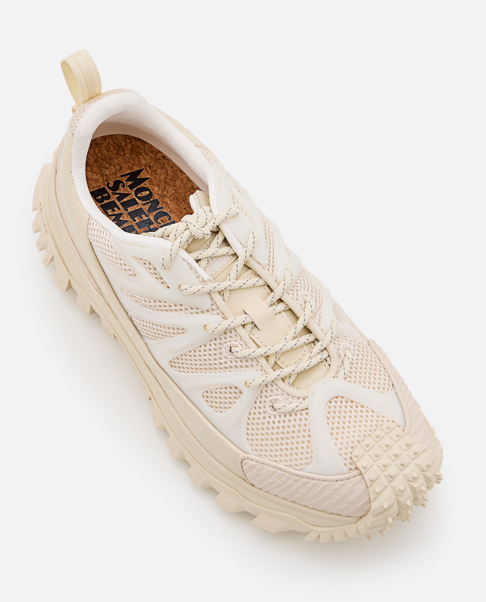 スニーカー MONCLER IVORY TRAILGRIP AMOEBA SNEAKERS White Trailgrip Amoeba Sneakers by Salehe Bembury - Sneakers