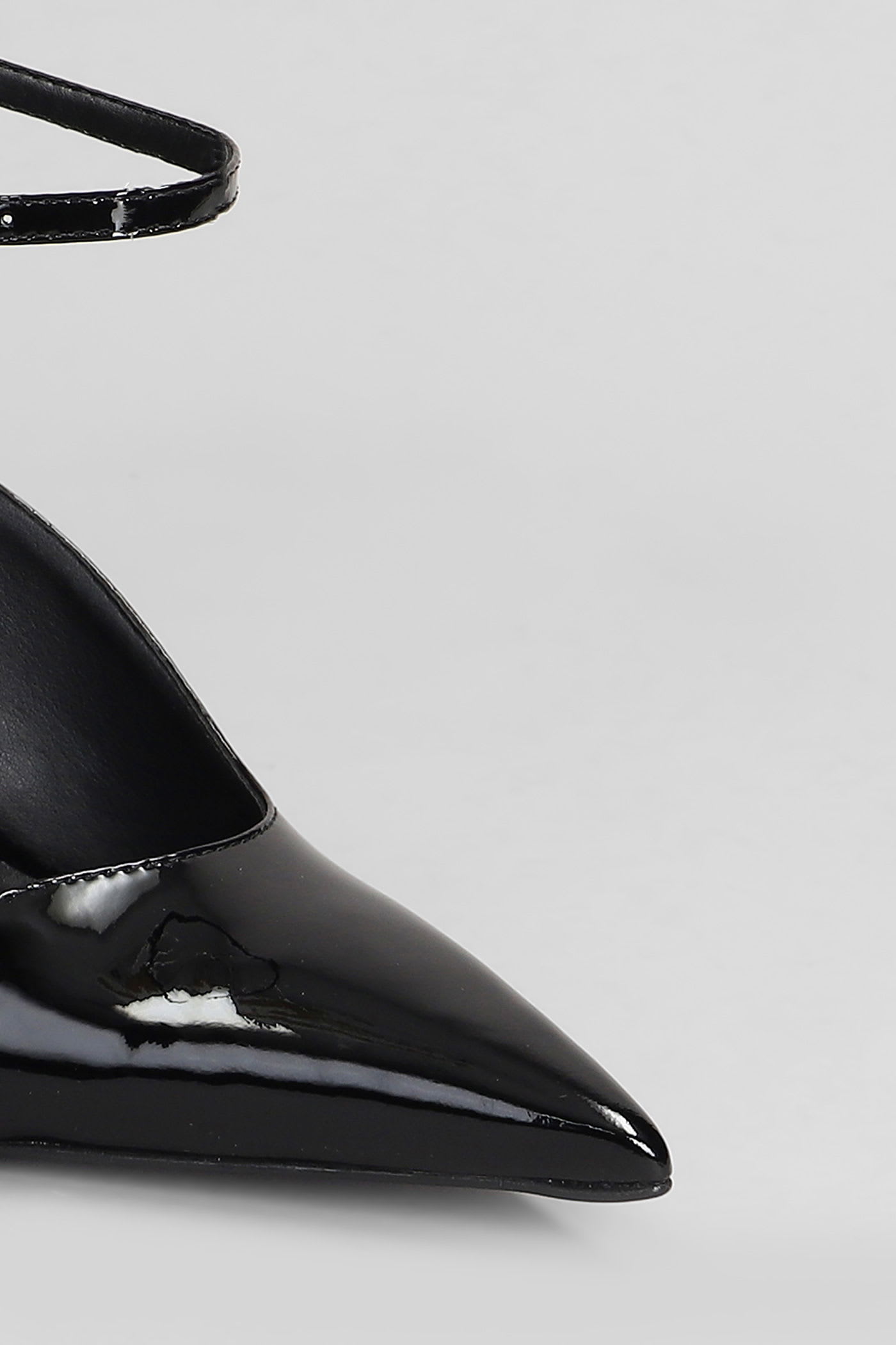 Schutz Pumps In Black Patent Leather In Black