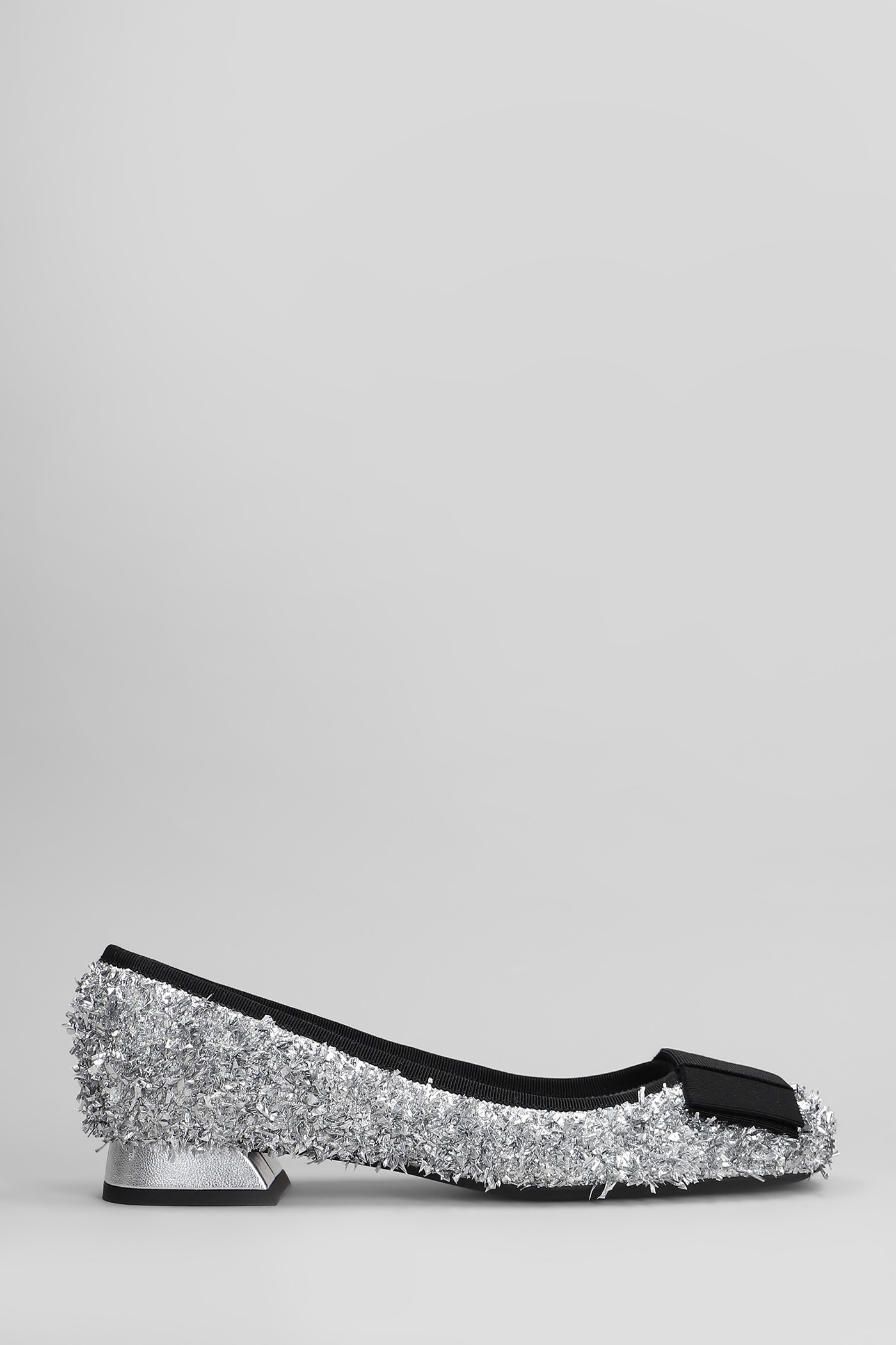 Sisko Ballet Flats In Silver Leather And Fabric