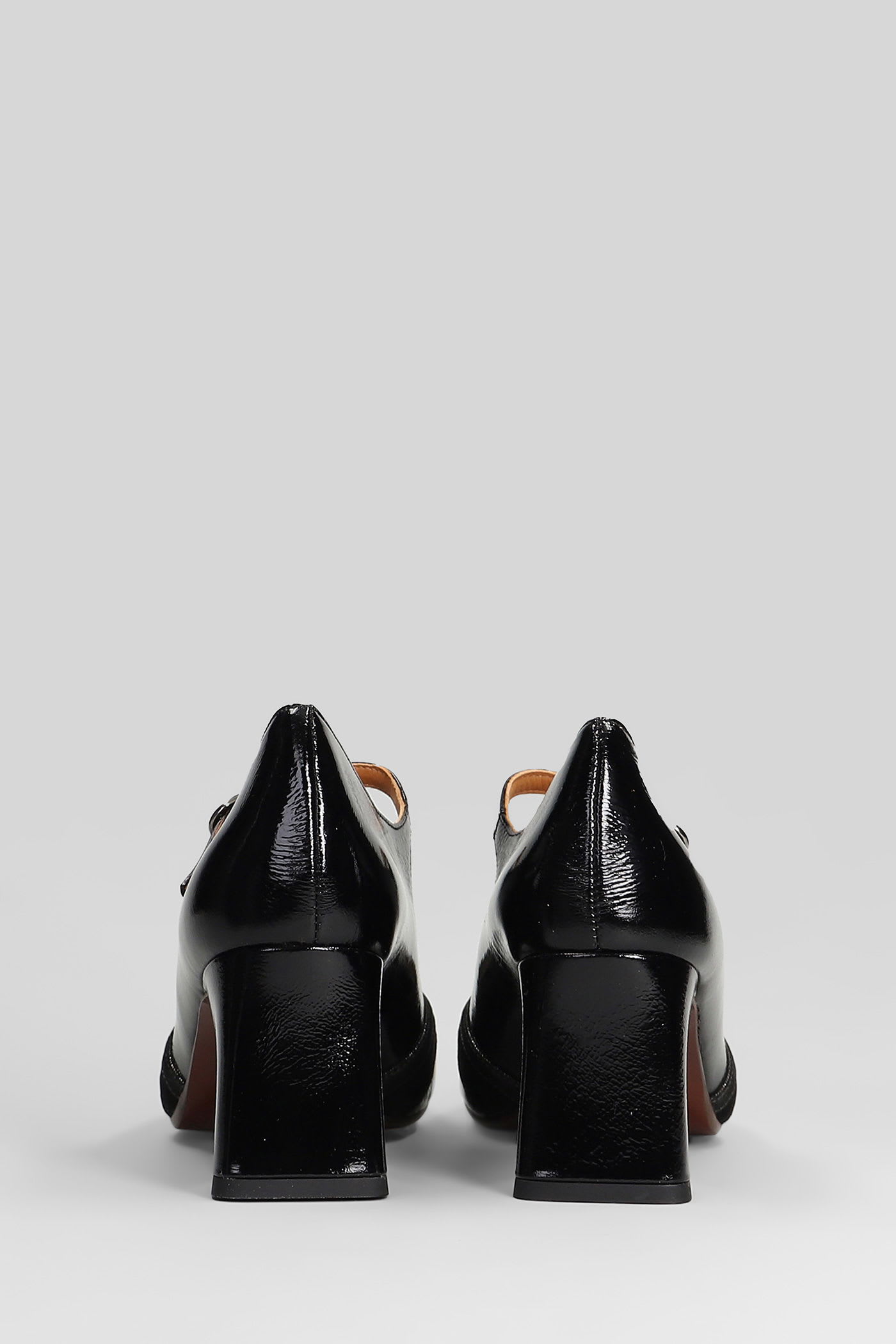 Chie Mihara Feva Pumps In Black Leather In Black