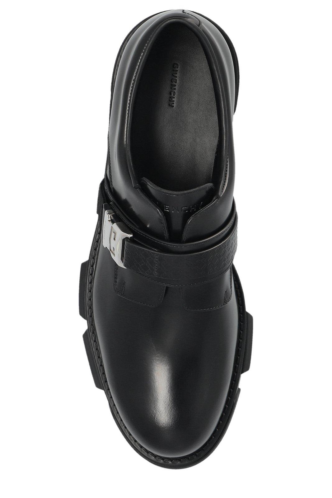 Givenchy Terra Derby Loafer In Black