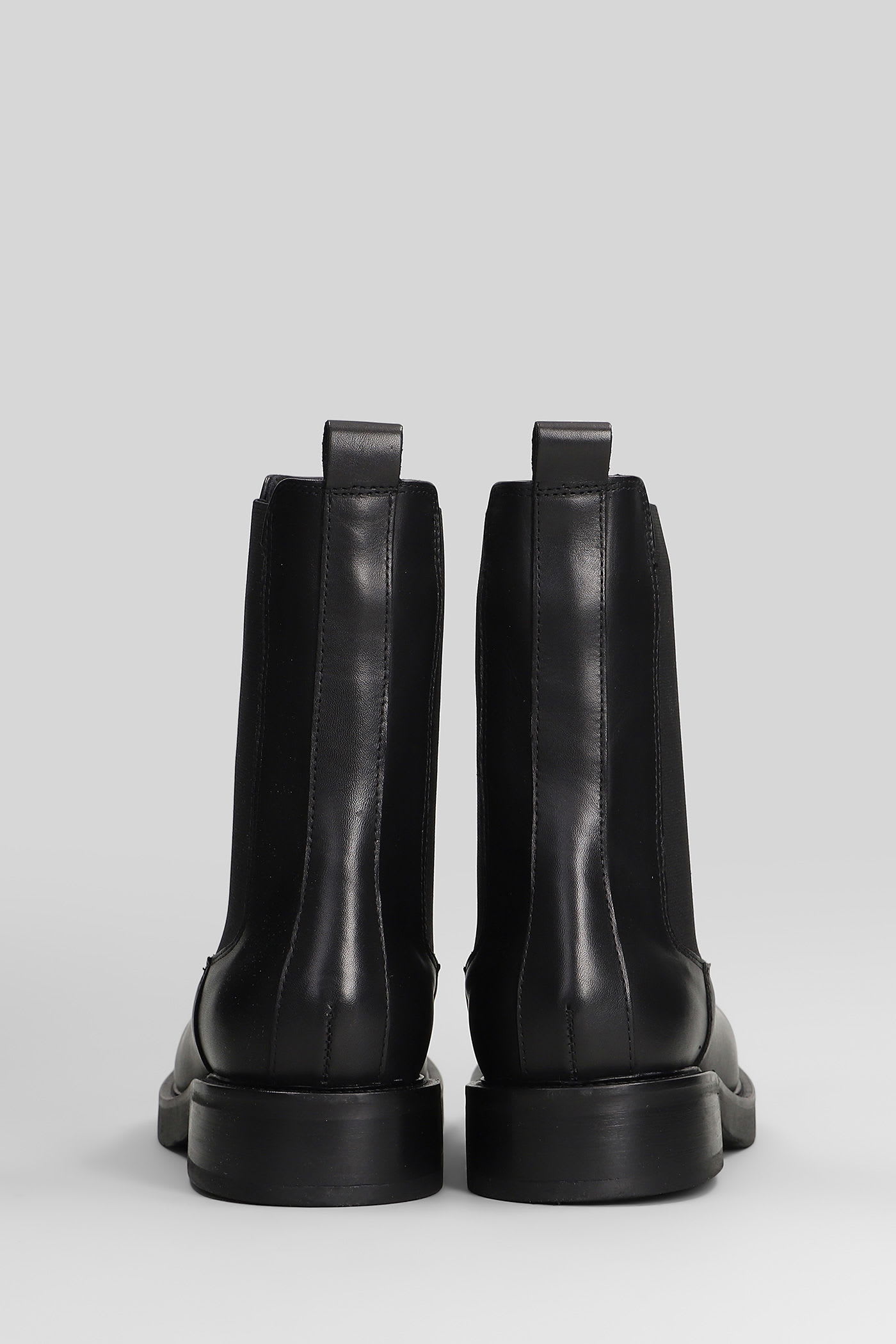 Julie Dee Low Heels Ankle Boots In Black Leather In Animal Print