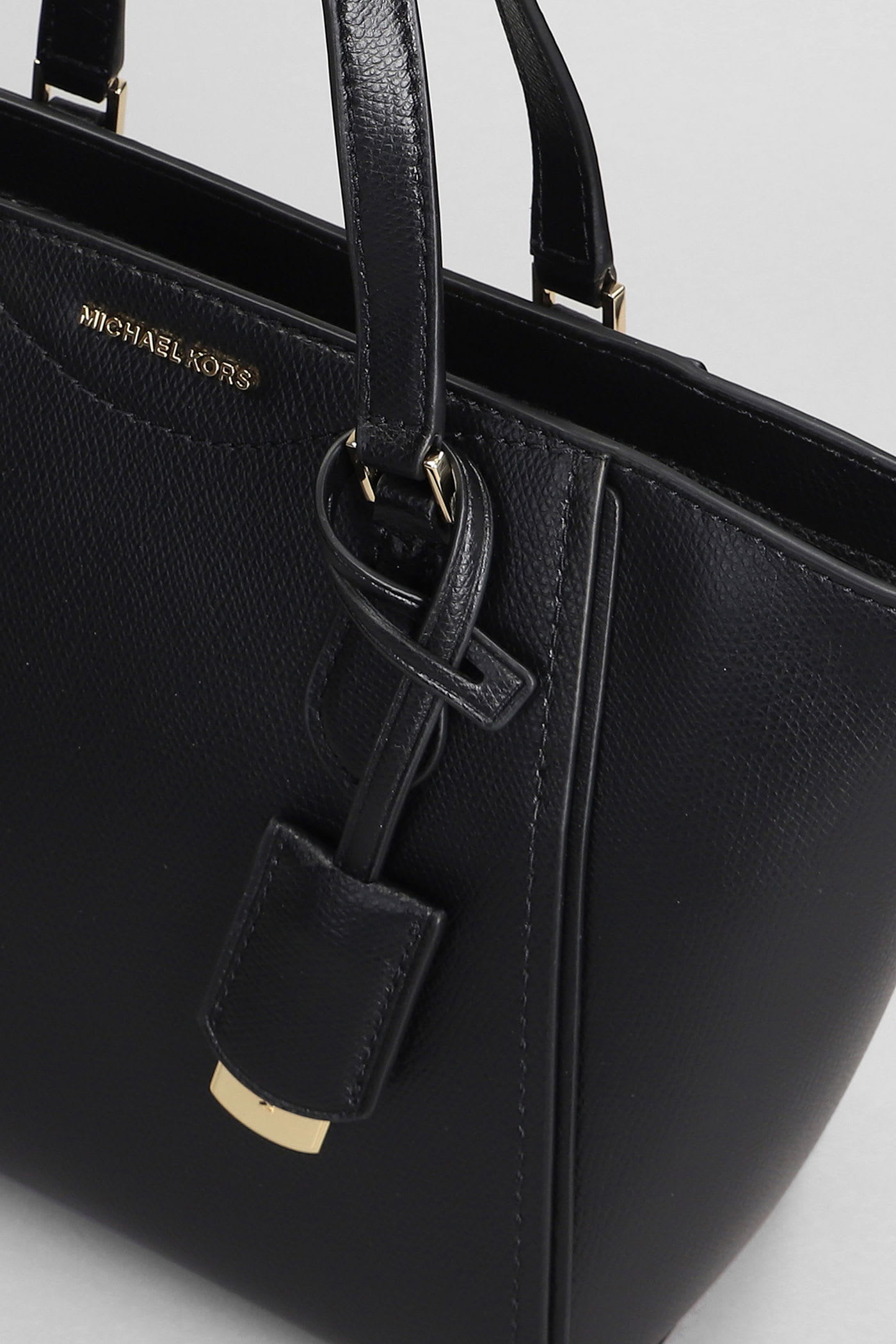 Michael Kors Taryn Shoulder Bag In Black Leather In Black