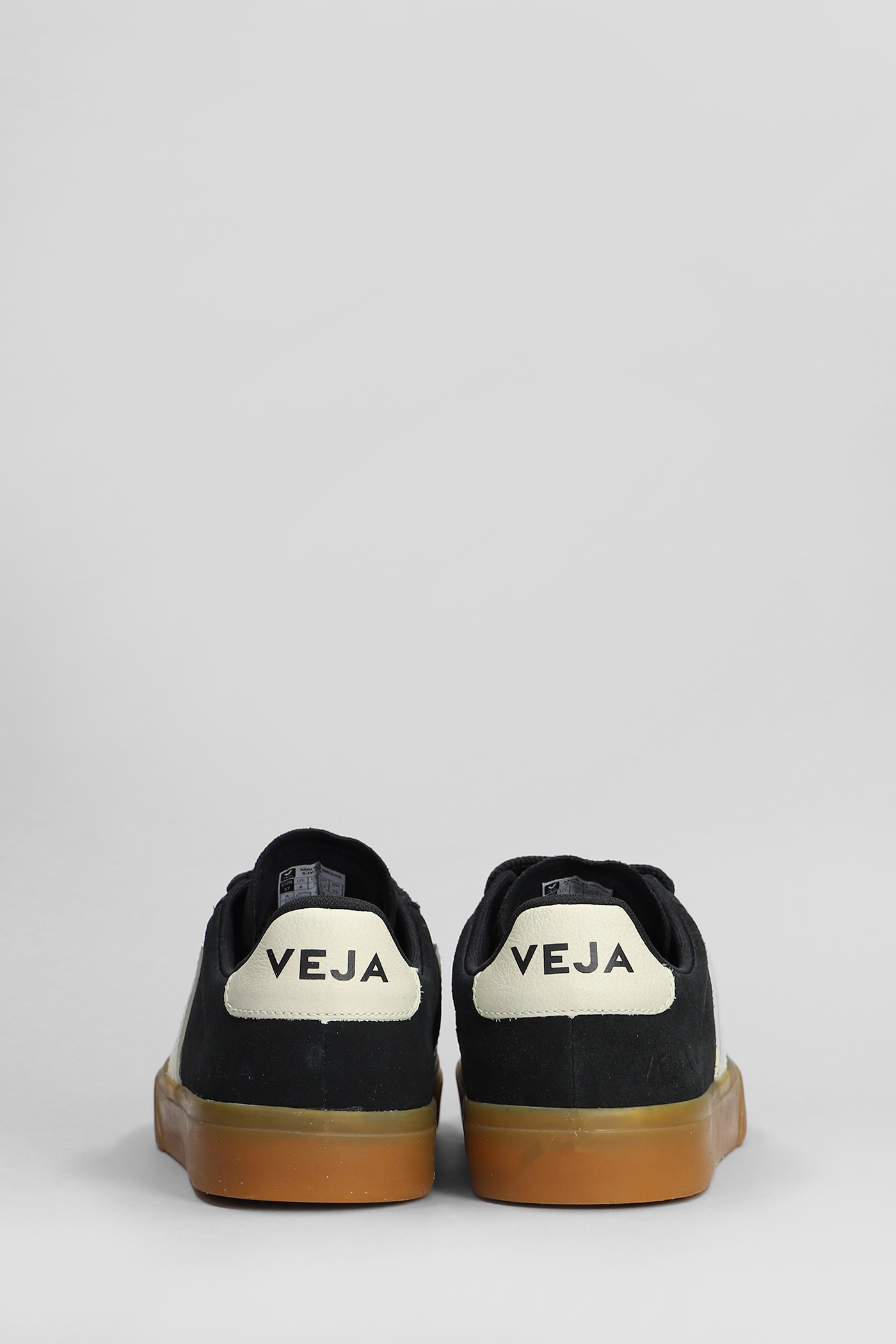 Veja Volley Black Sneaker With Side Logo And Lettering Logo On The Heel In Organic Cotton Unisex In Nero