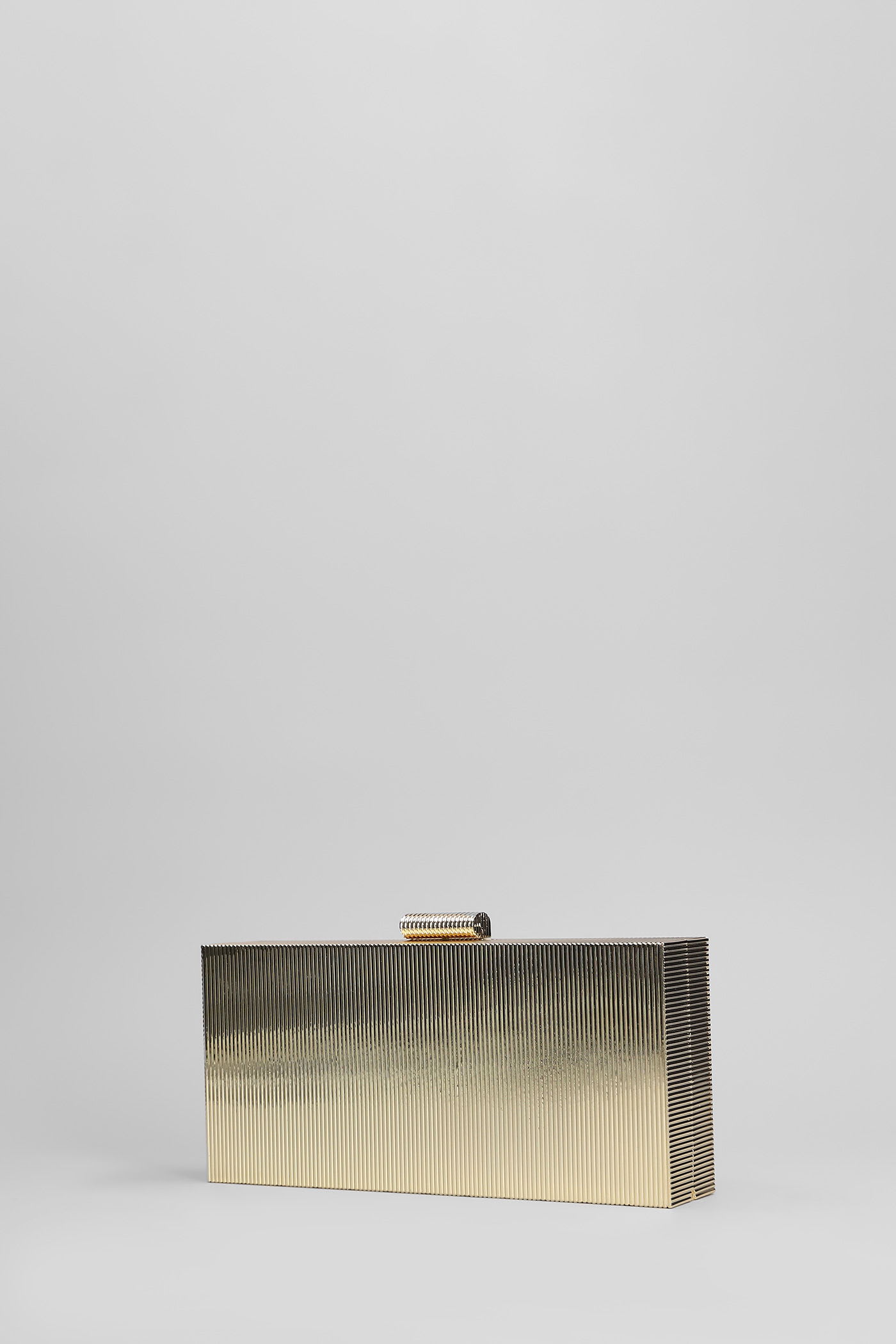 Retroféte Milo Clutch In Gold Metal Alloy In Black