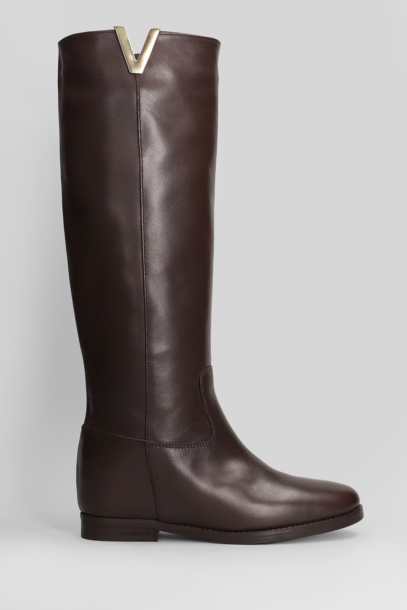 Julie Dee In Dark Brown Leather In Brown