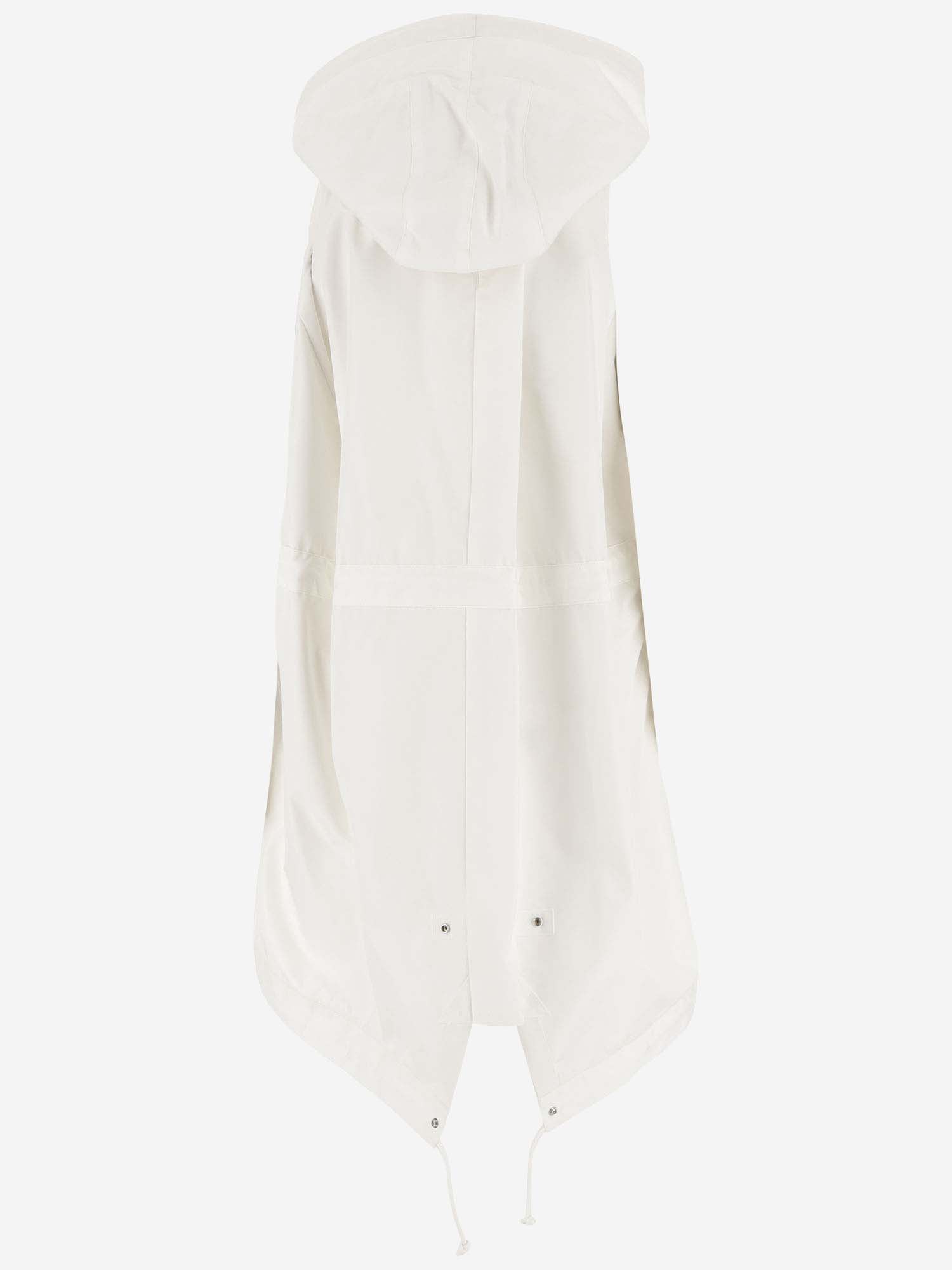 Shop Sacai Cotton Vest In White