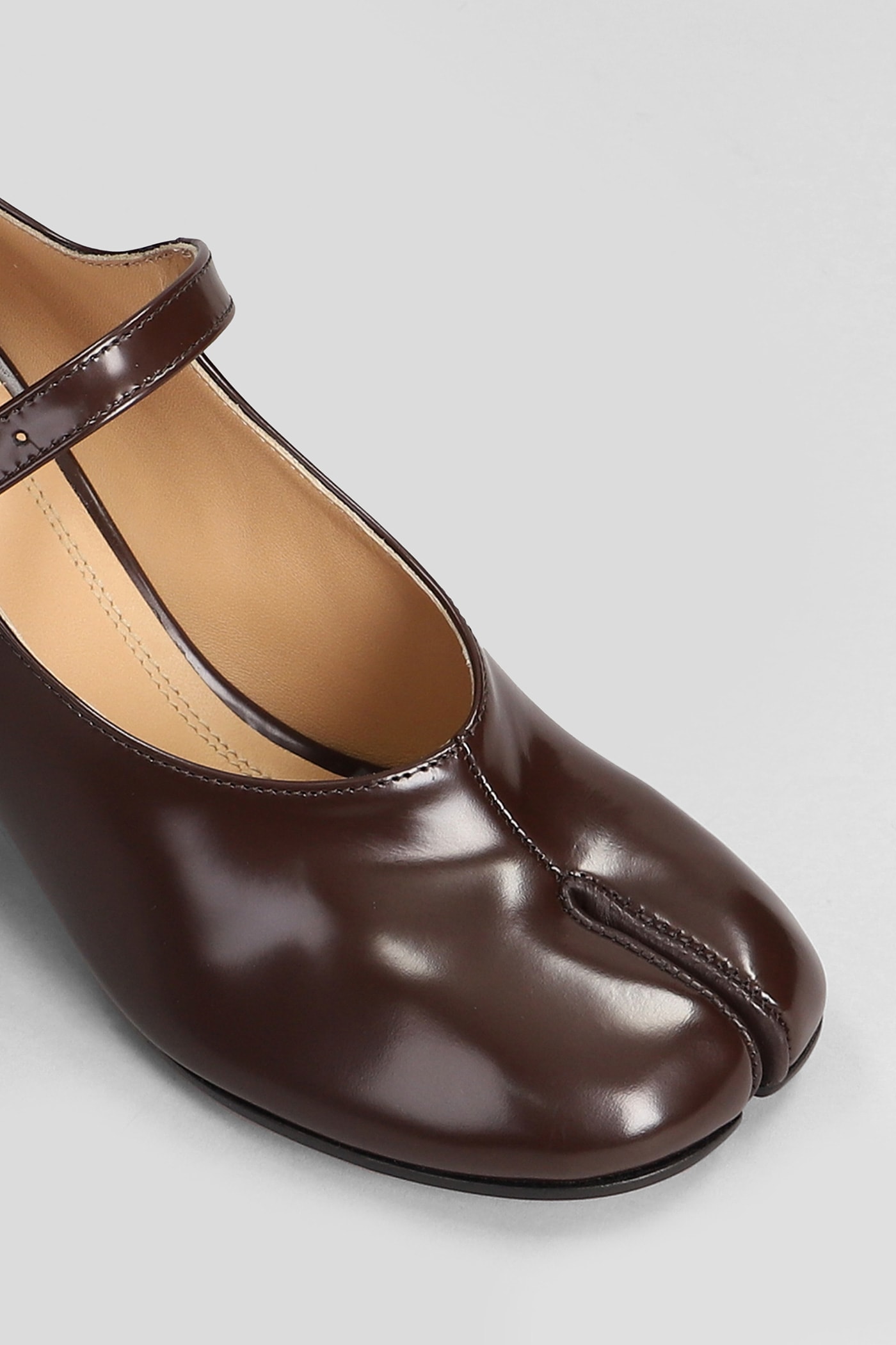 Shop Maison Margiela Tabi Pumps In Brown Leather