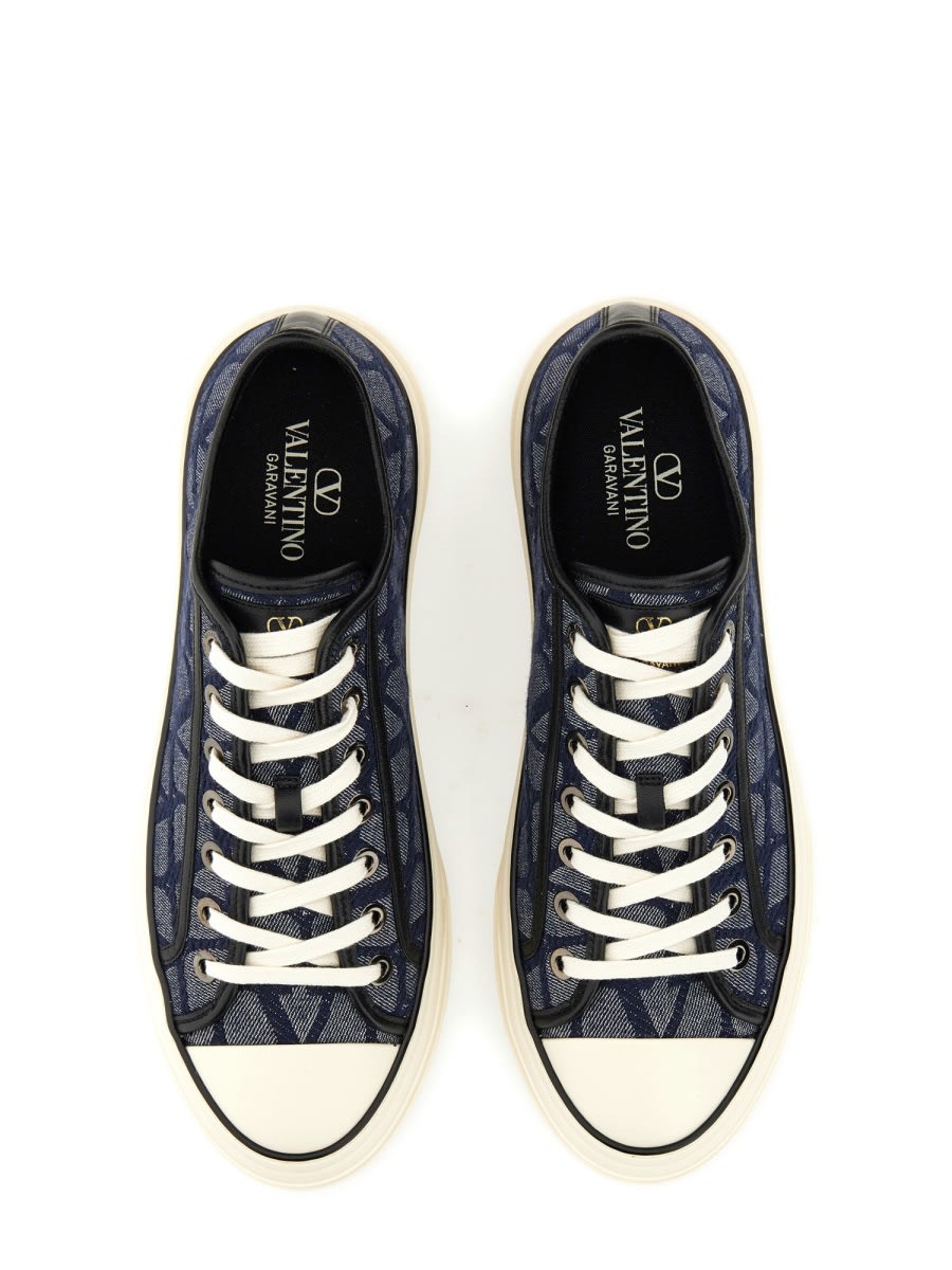 Shop Valentino Low-top Sneaker Totaloop In Denim