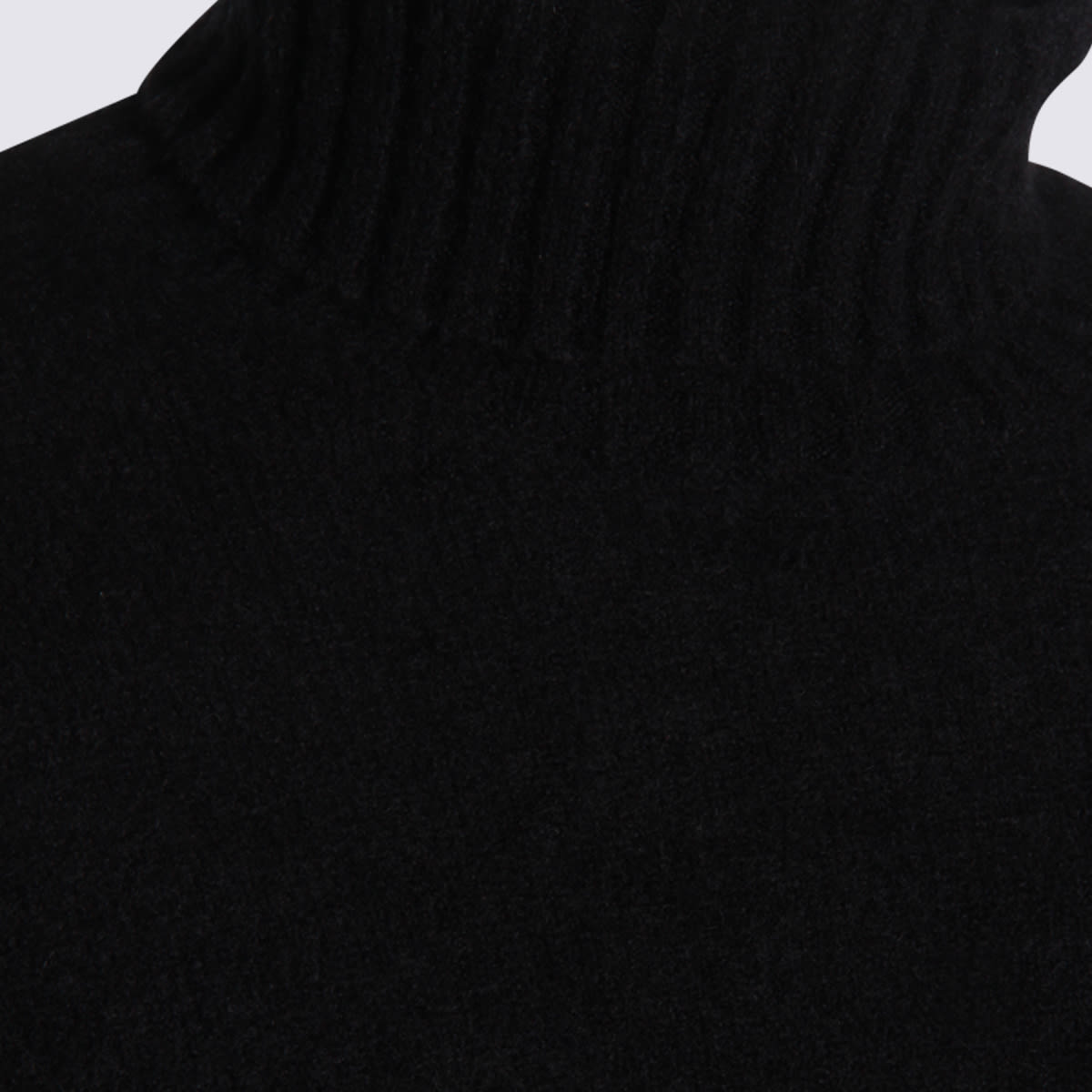 Piacenza Cashmere Turtleneck Cashmere-silk Blend Sweater In Black