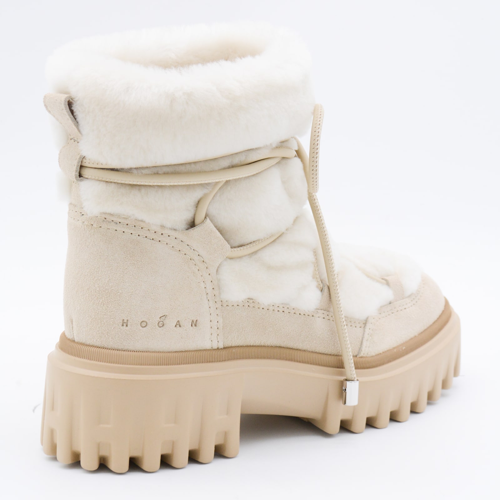 Hogan Cream Boots In Neutral