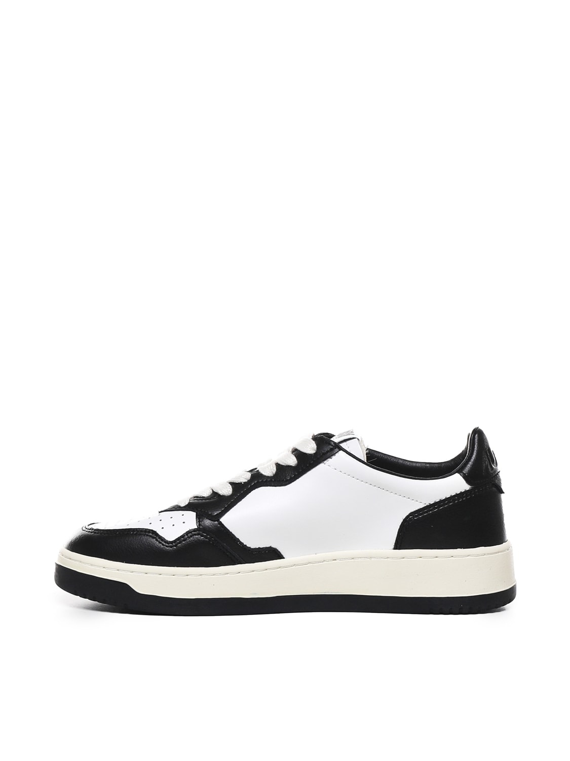 Shop Autry Sneakers Medalist Low In Black, White