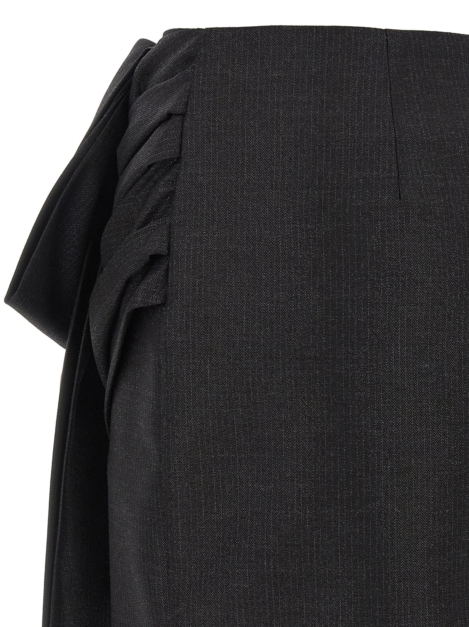 Pinko Asymmetric Hem Skirt Bow Detail In Black