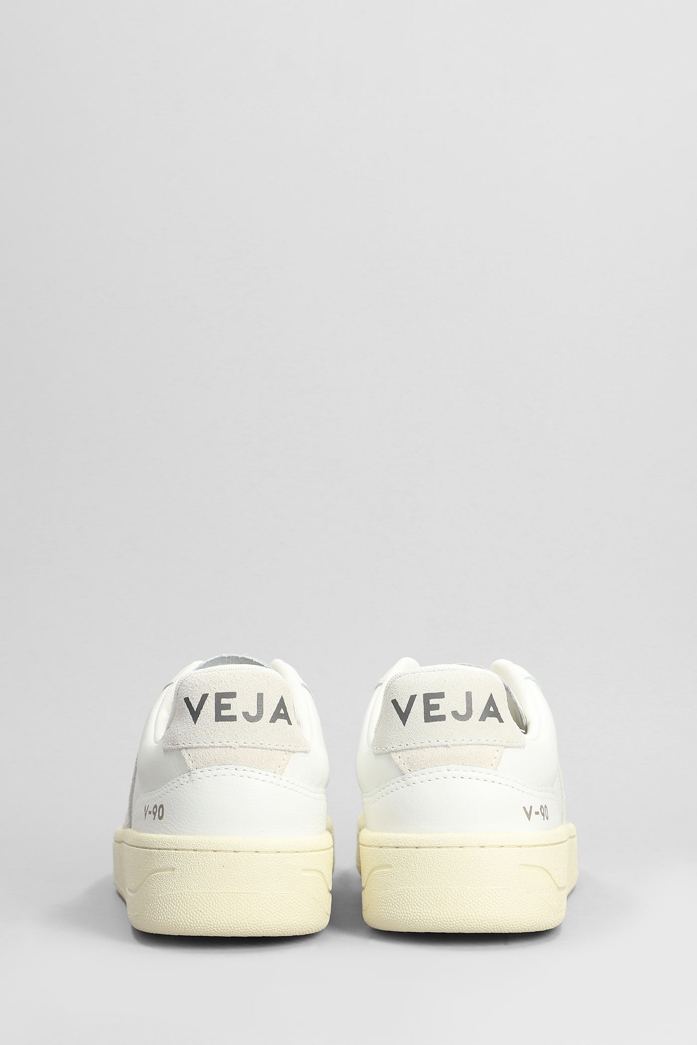 Veja V-90 Sneakers In White Leather In Beige
