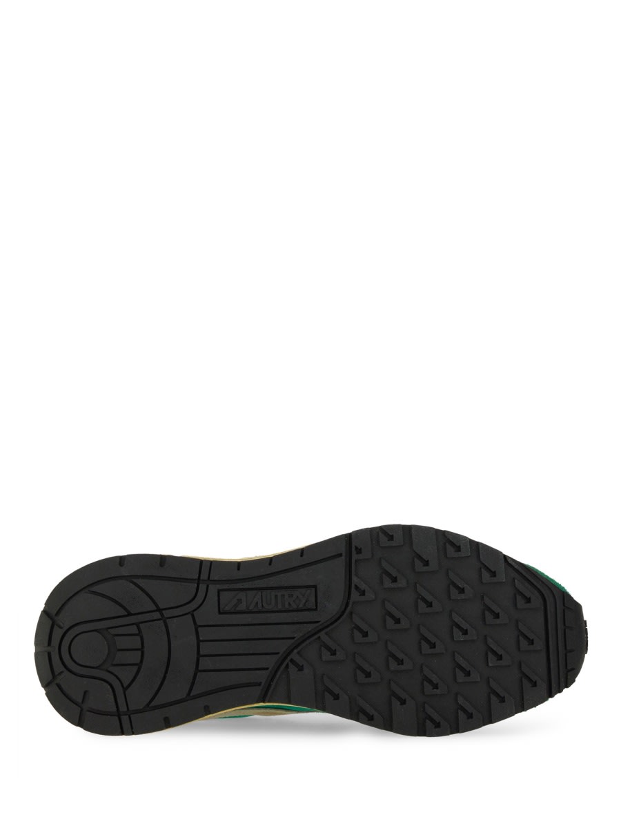 Autry Supervintage Sneaker With Rubber Sole And Suede Panels In Green