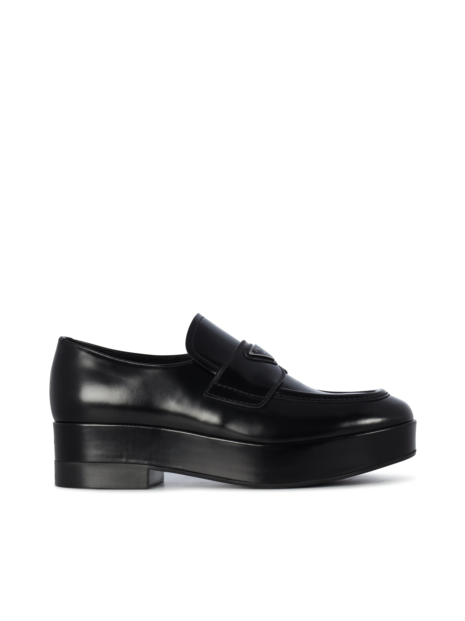 Prada Lets Loafers In Black