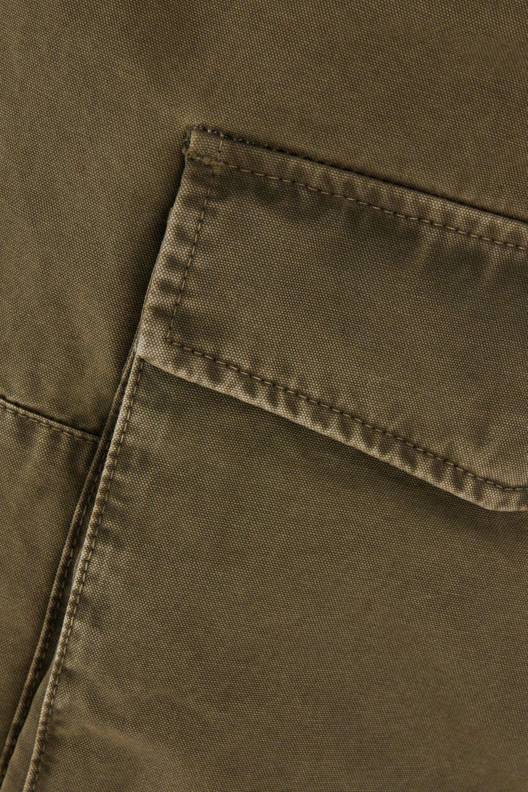 Golden Goose Cargo Pants With Wide Leg And Pockets In Kalamata