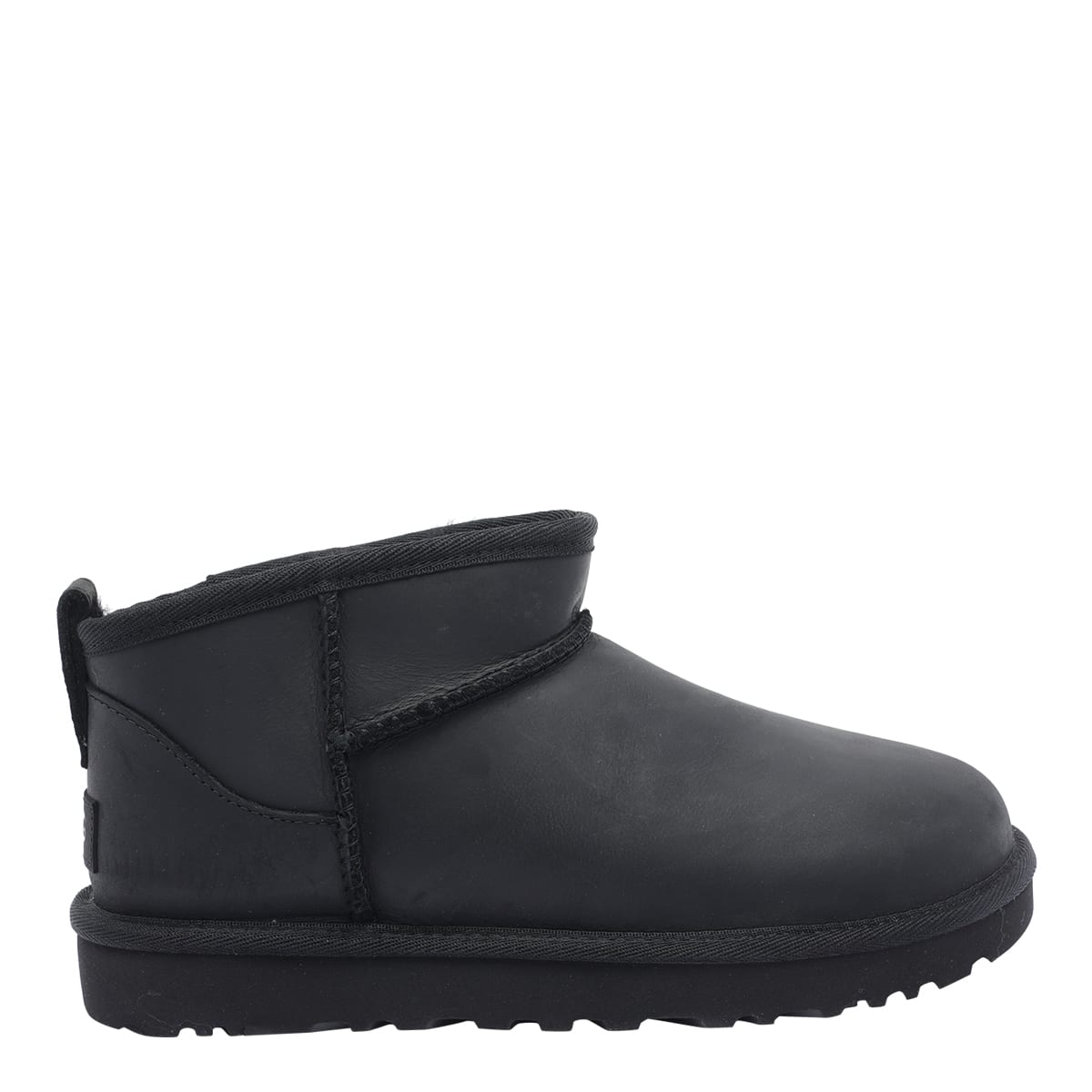 Ugg Stivali Classici Ultra Mini In Pelle In Black