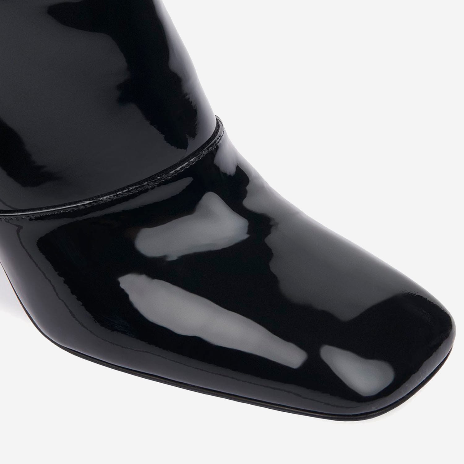 Chloé Janis Ankle Boots With Glossy Leather Heel
