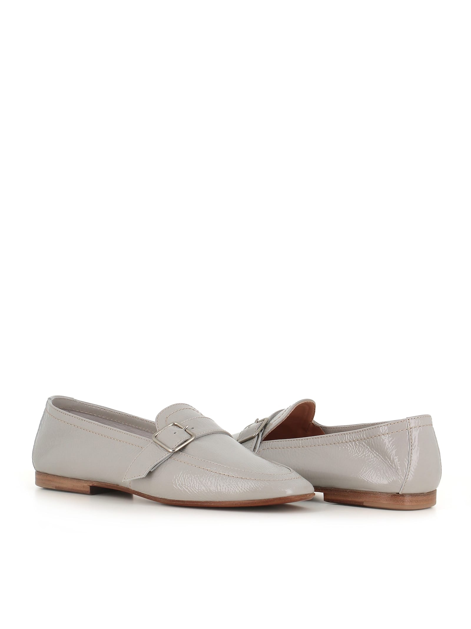 Loafer. naila. v.1