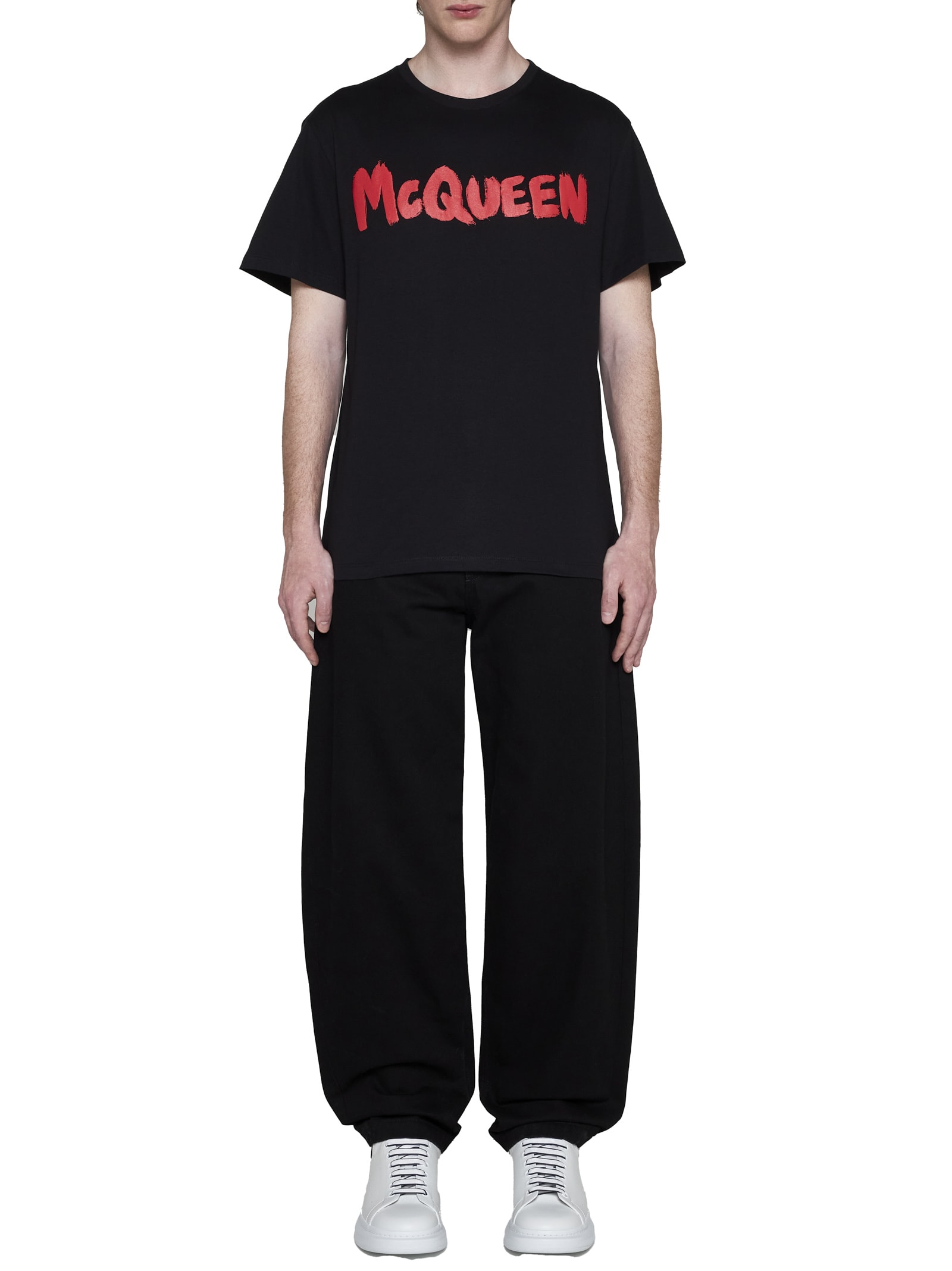 Shop Alexander Mcqueen T-shirt In Black