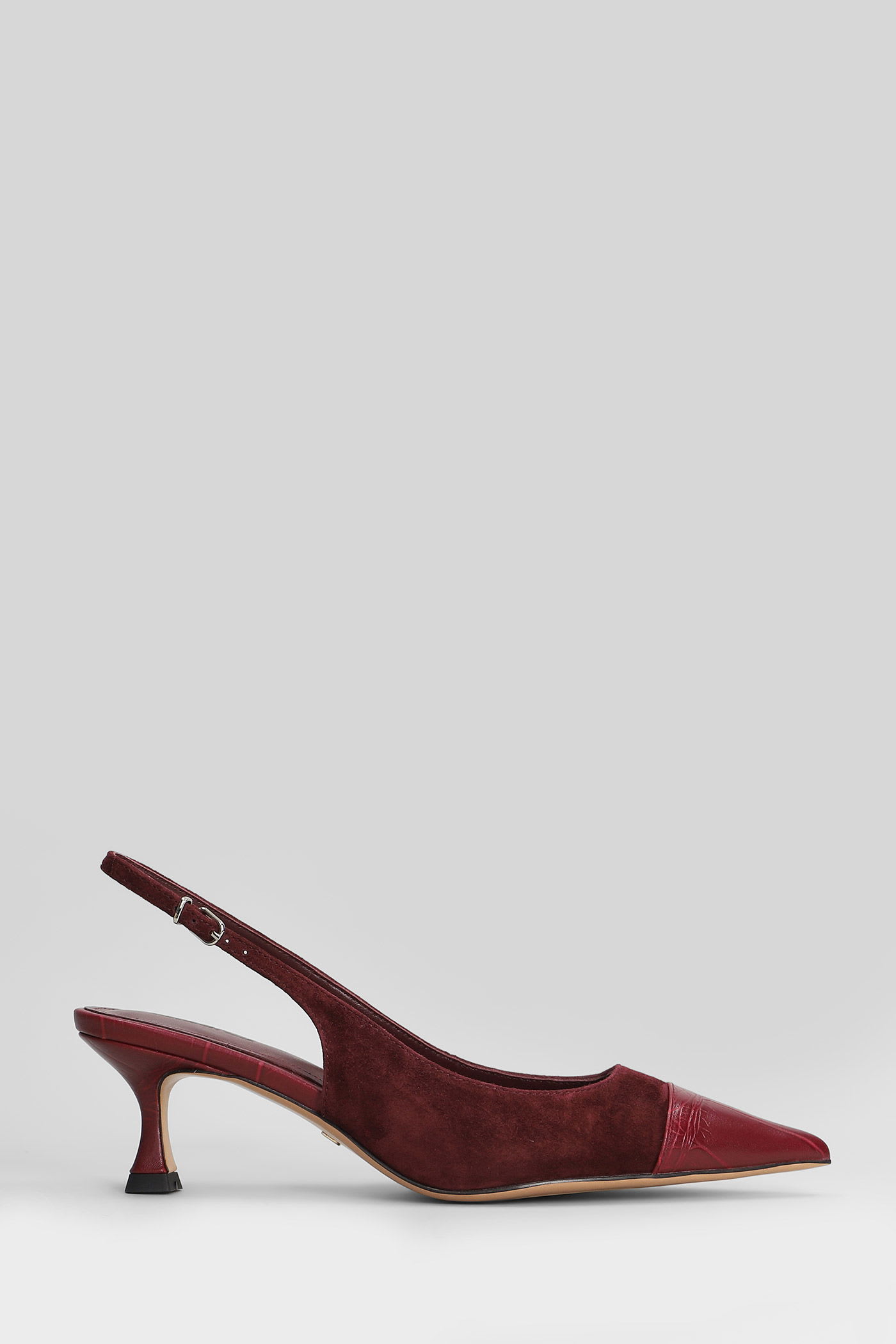 Lola Cruz Pumps In Bordeaux Suede In Burgundy