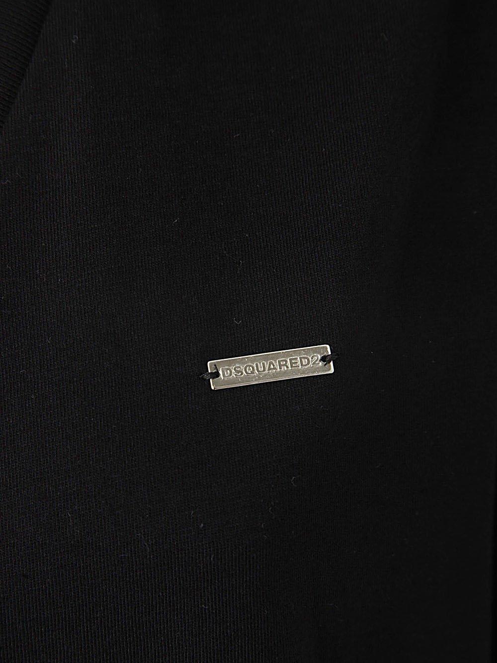 Shop Dsquared2 Logo Plaque V-neck T-shirt In Nero