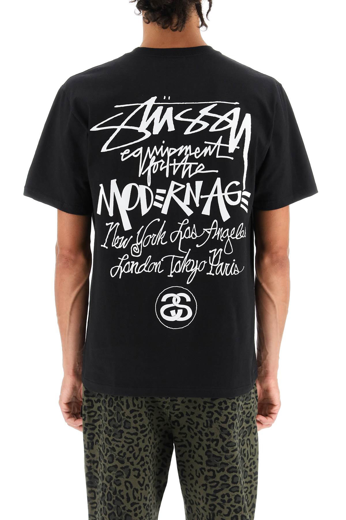 Modern Age T-shirt In Black