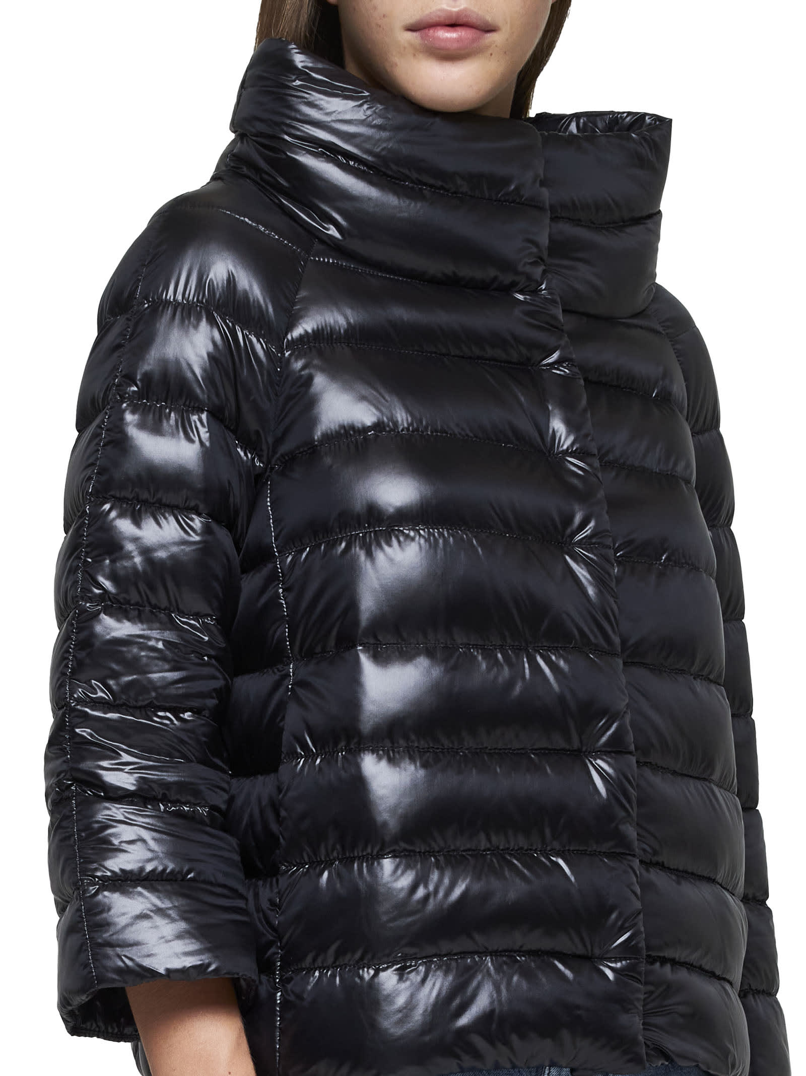 Herno Sofia Down Cape In Black