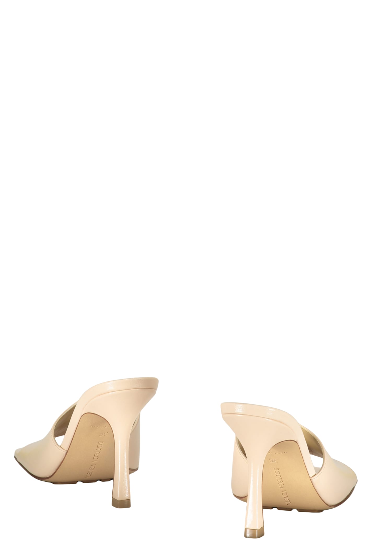 Bottega Veneta Stretch Leather Mules In Neutral