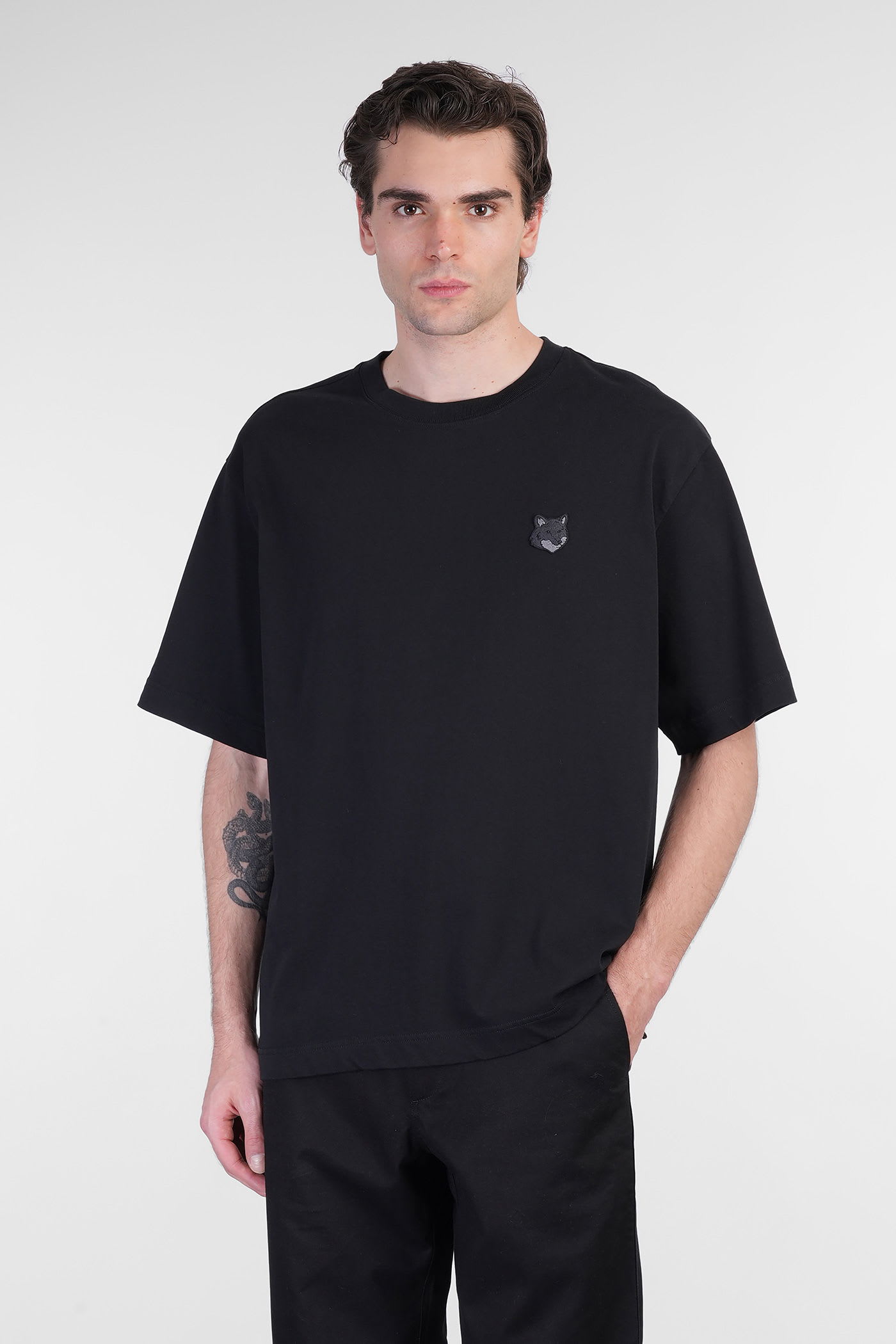 Maison Kitsuné T-shirt In Black Cotton
