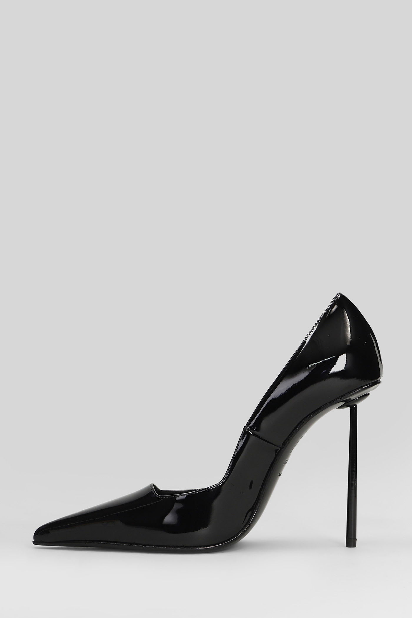 Le Silla Amelia Pumps In Black Patent Leather In Black