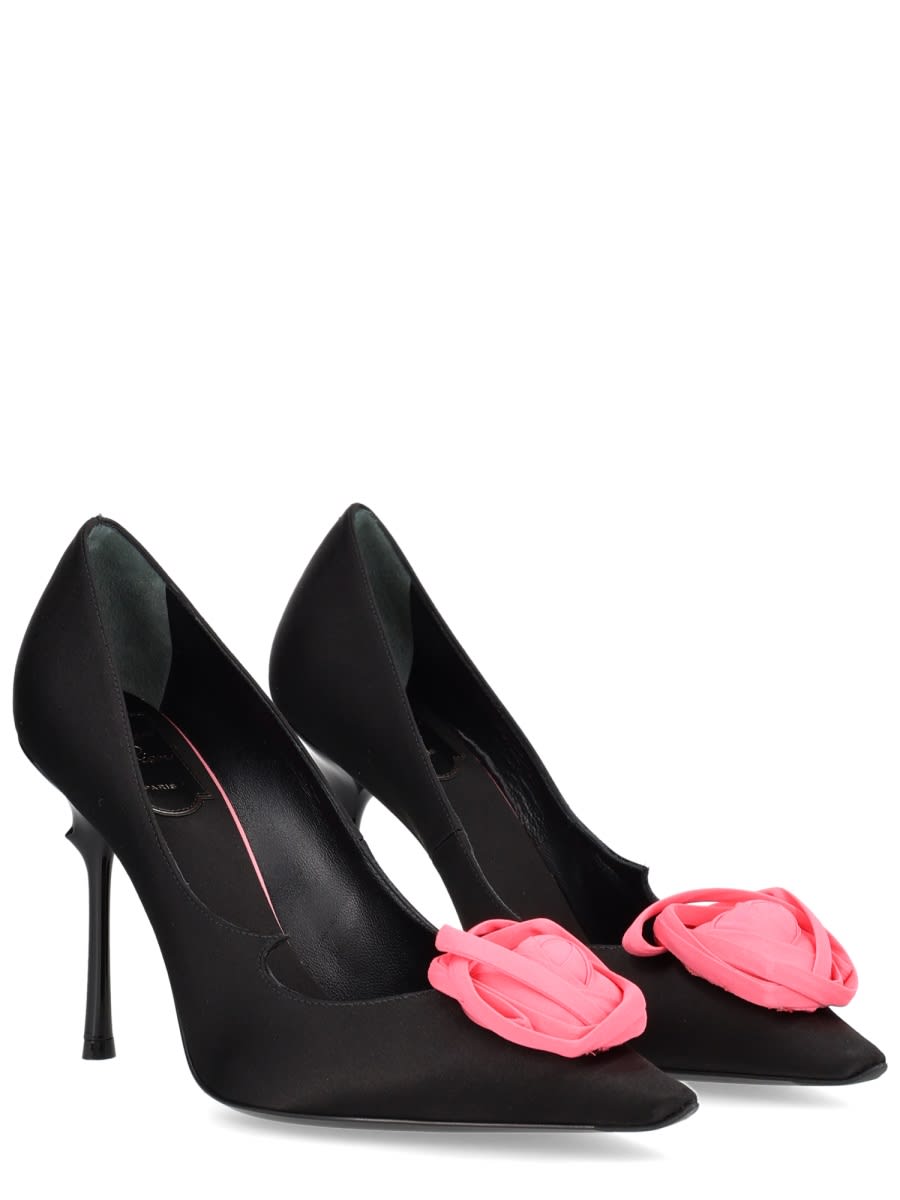 Roger Vivier Rose Vivier 100 Satin Pumps In Black