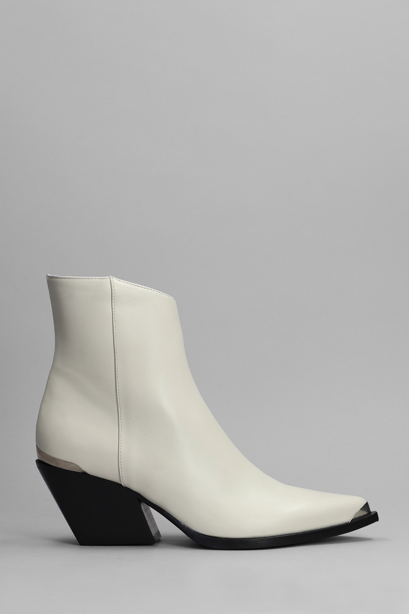 Elena Iachi Texan Ankle Boots In Beige Leather