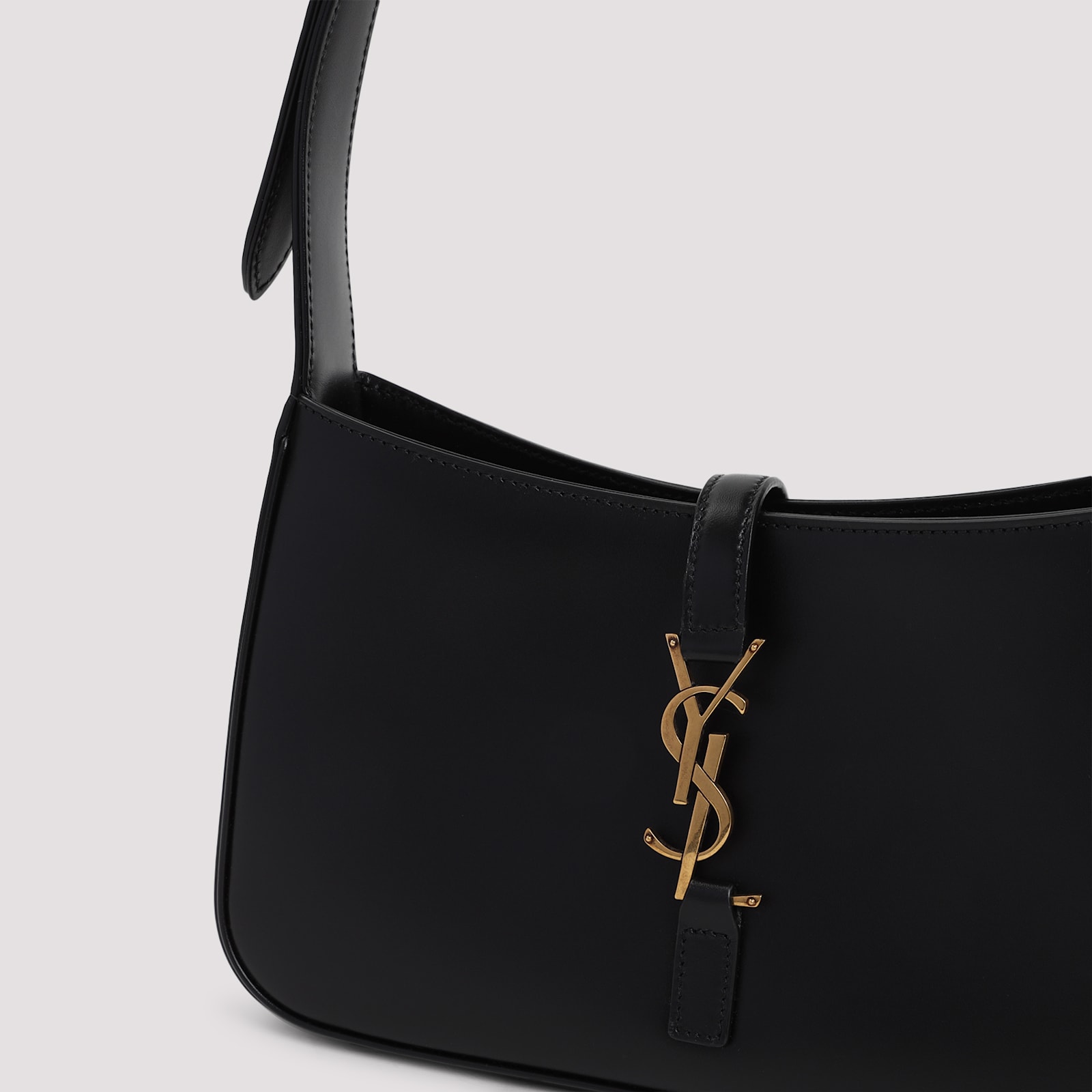 Saint Laurent Le 5a 7