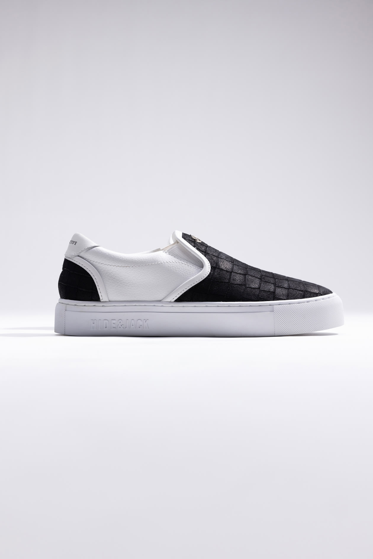 Shop Hide&amp;jack Low Top Sneaker - Fuji Black